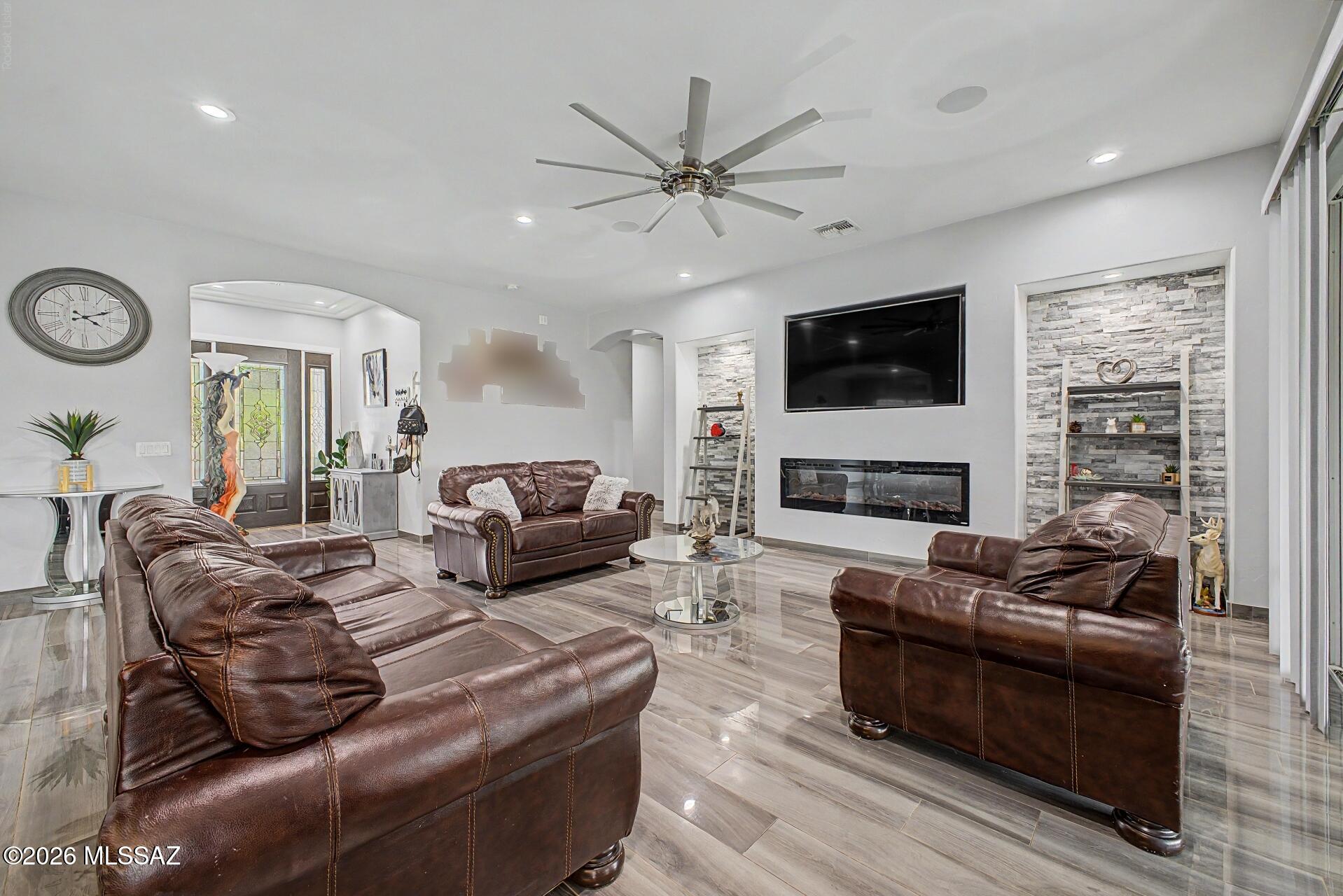 Miraflores Estates - Residential