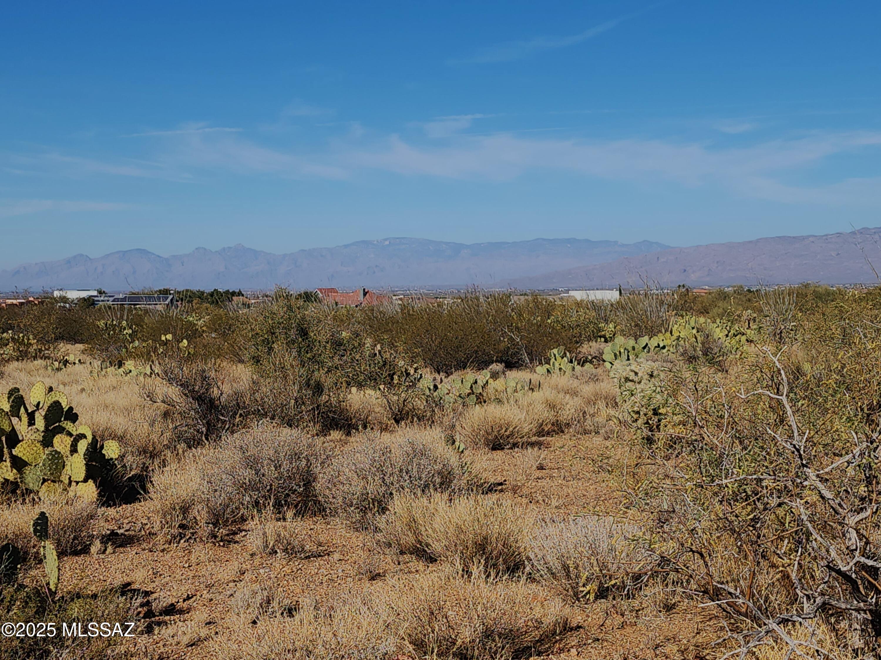 New Tucson Unit NO. 28 - Land