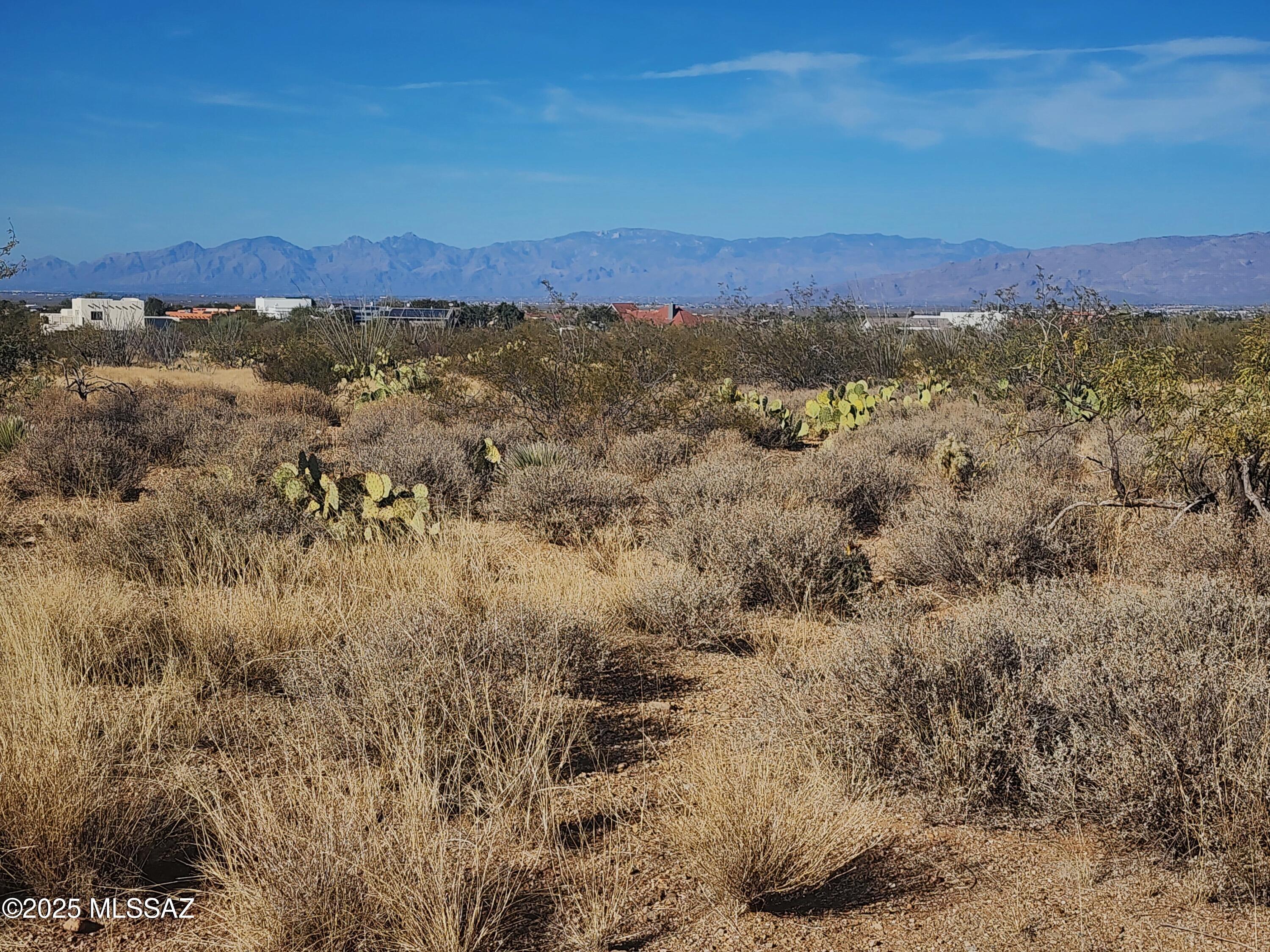 New Tucson Unit NO. 28 - Land