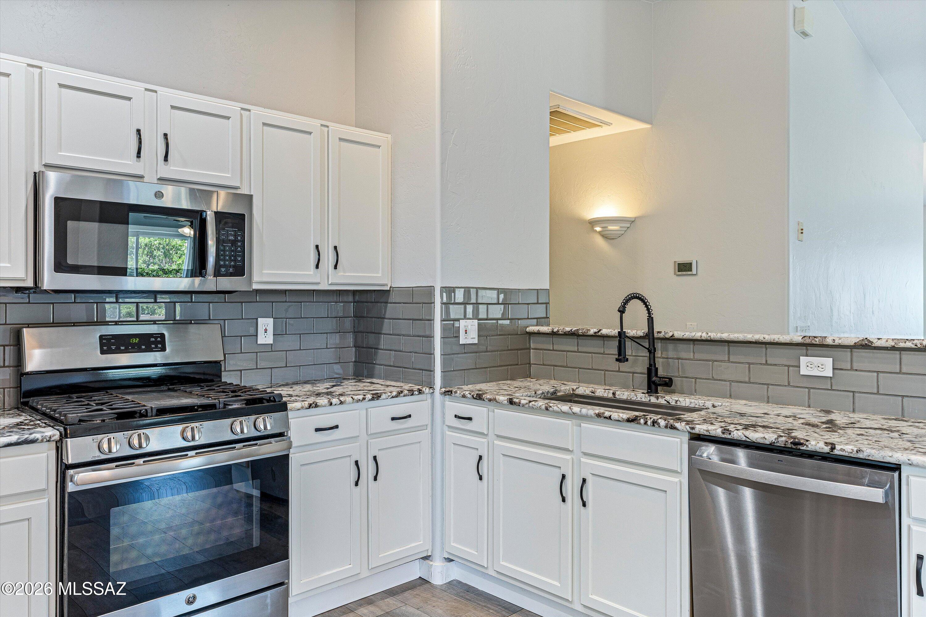 Rancho Vistoso Neighborhood 2 Ph. 2 (84-115, 330-394) - Residential