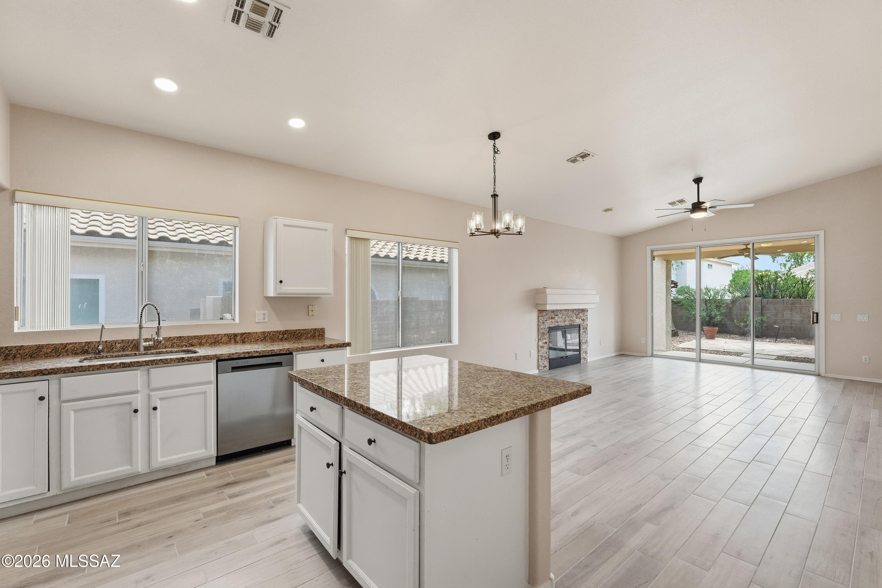 Encanto Canyon (1-85) - Residential