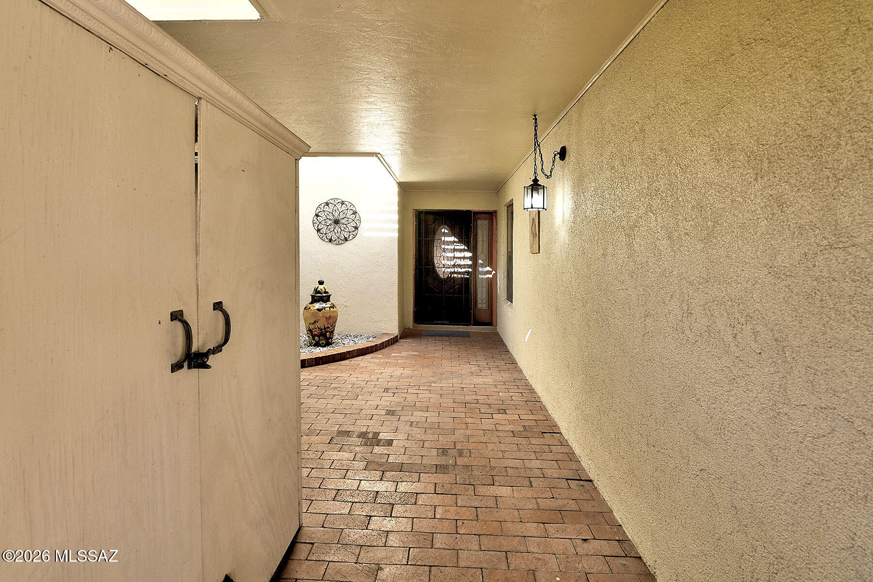 Colonia Verde (13-17) - Residential