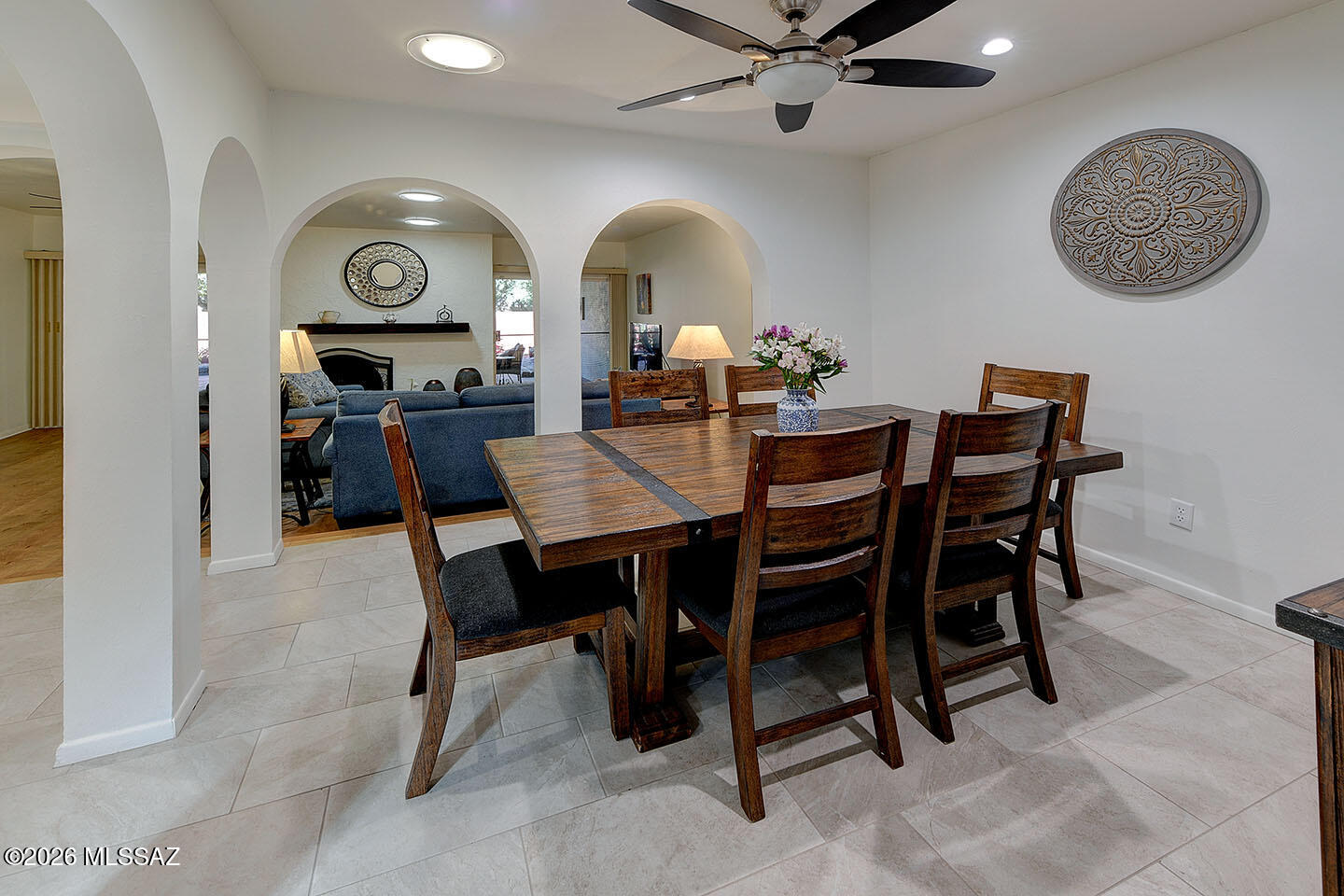 Colonia Verde (13-17) - Residential