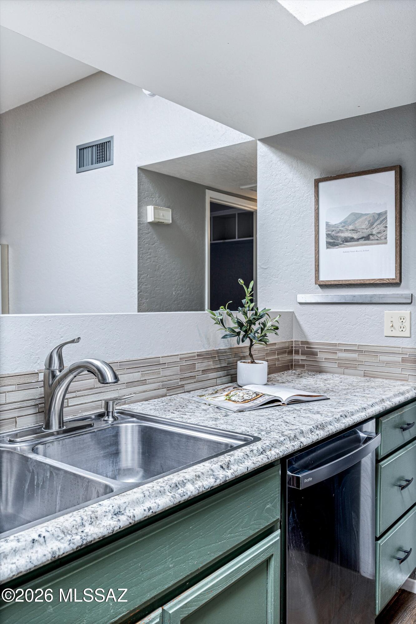 Creekside (1-99) - Residential