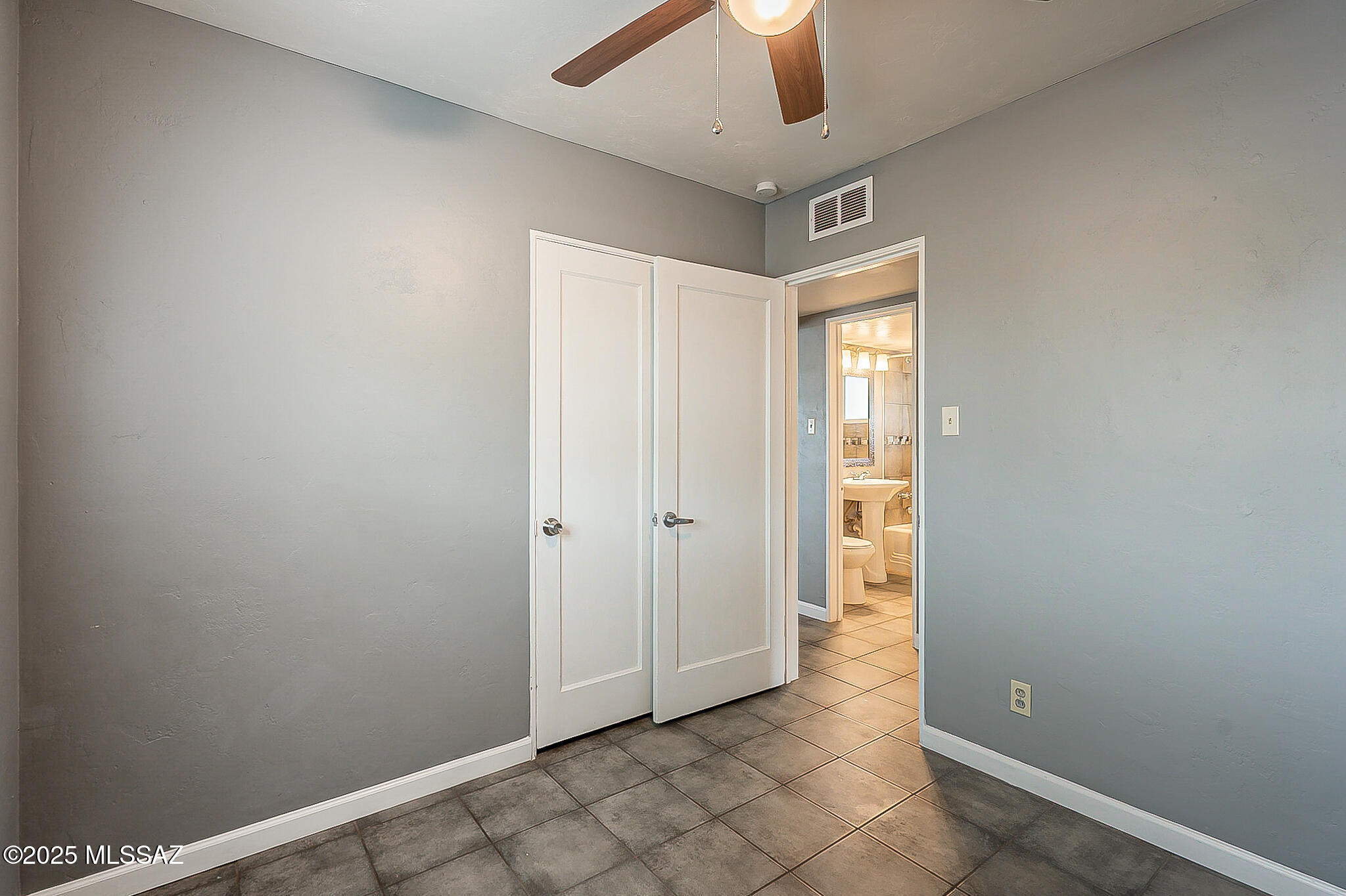 El Cortez Heights - Residential