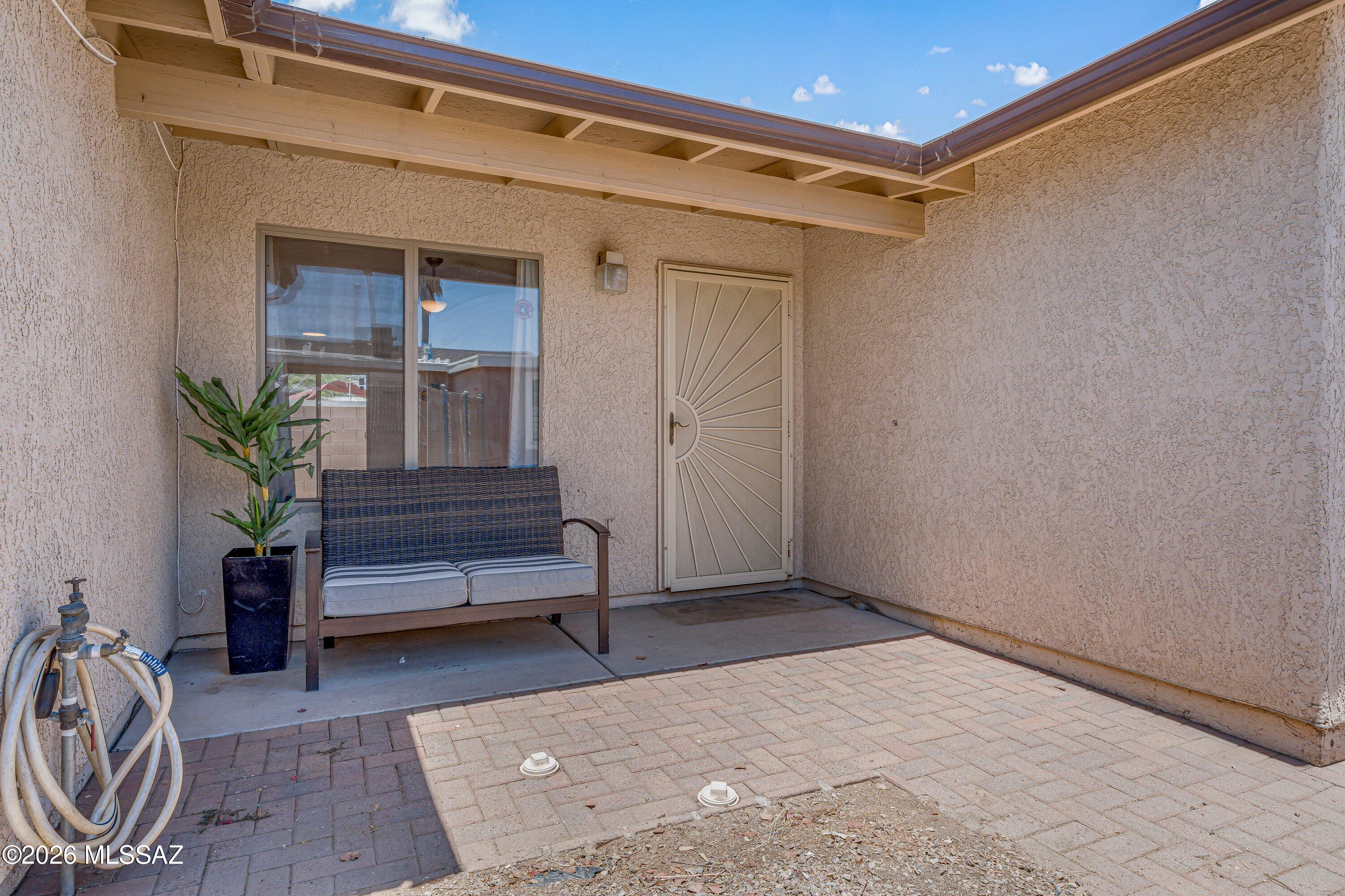 Catalina Poultry Acres NO 4 - Residential