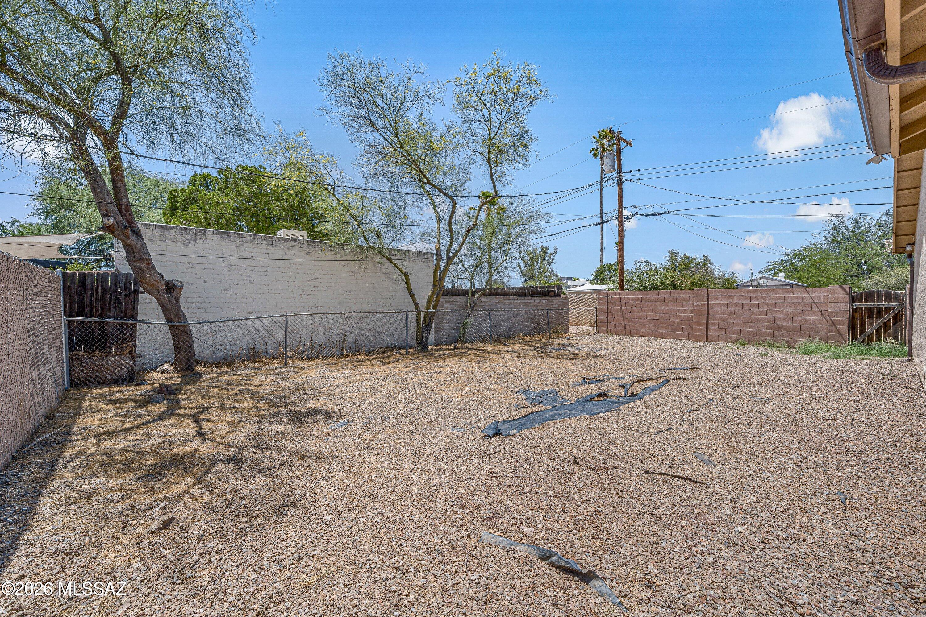 Catalina Poultry Acres NO 4 - Residential