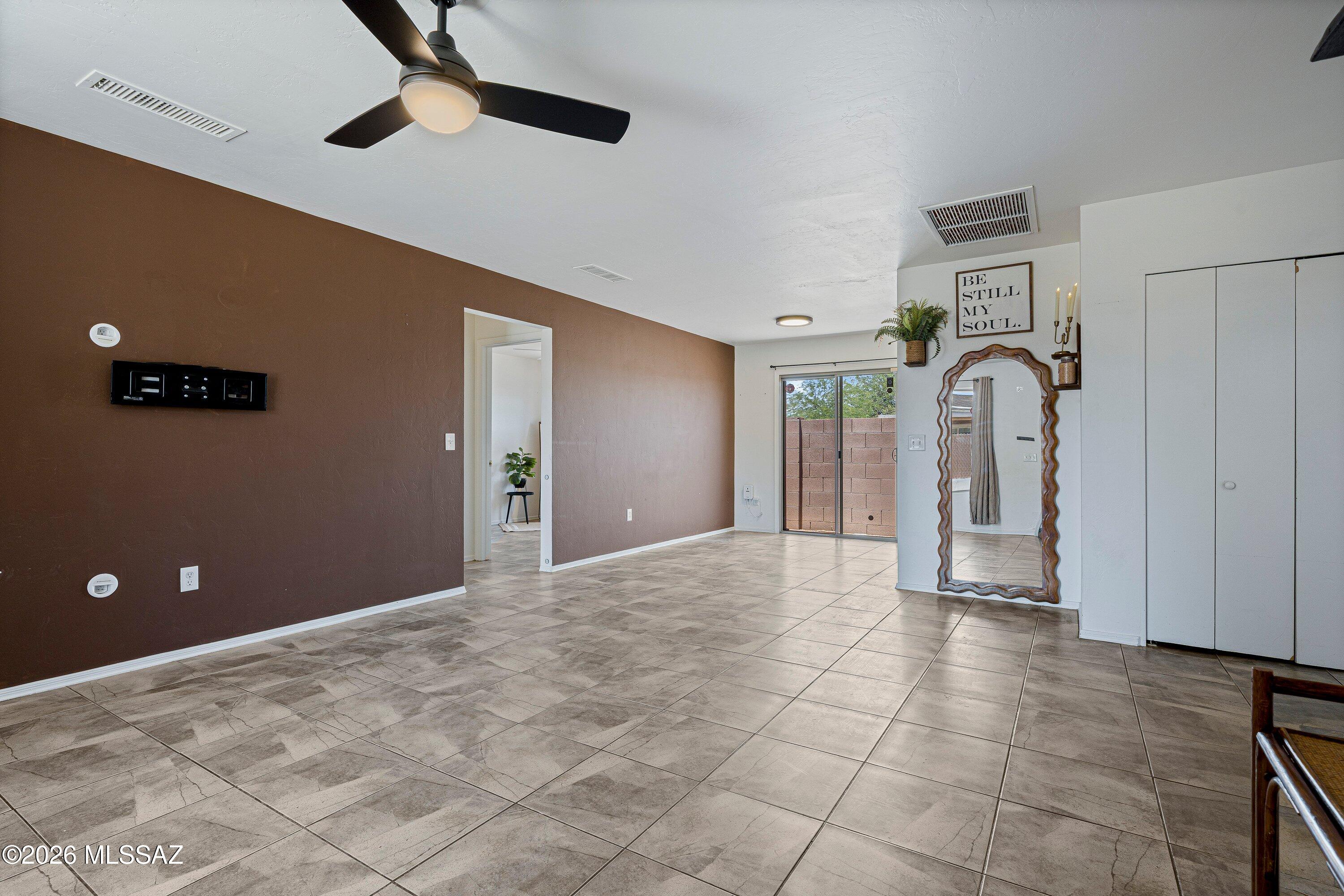 Catalina Poultry Acres NO 4 - Residential