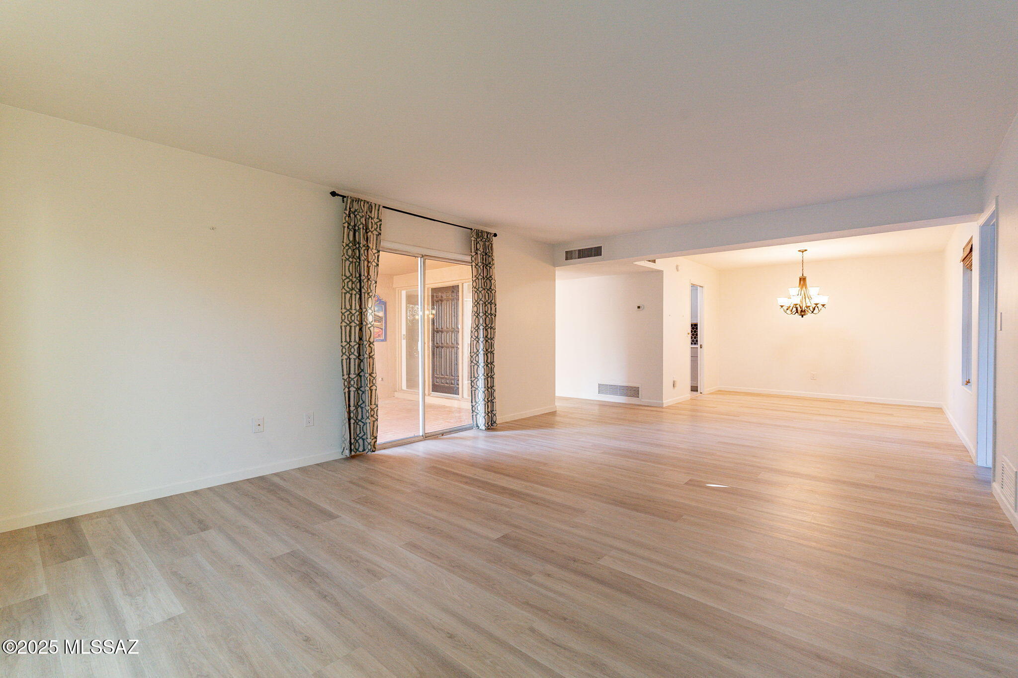 Colonia Verde (1-12) - Residential