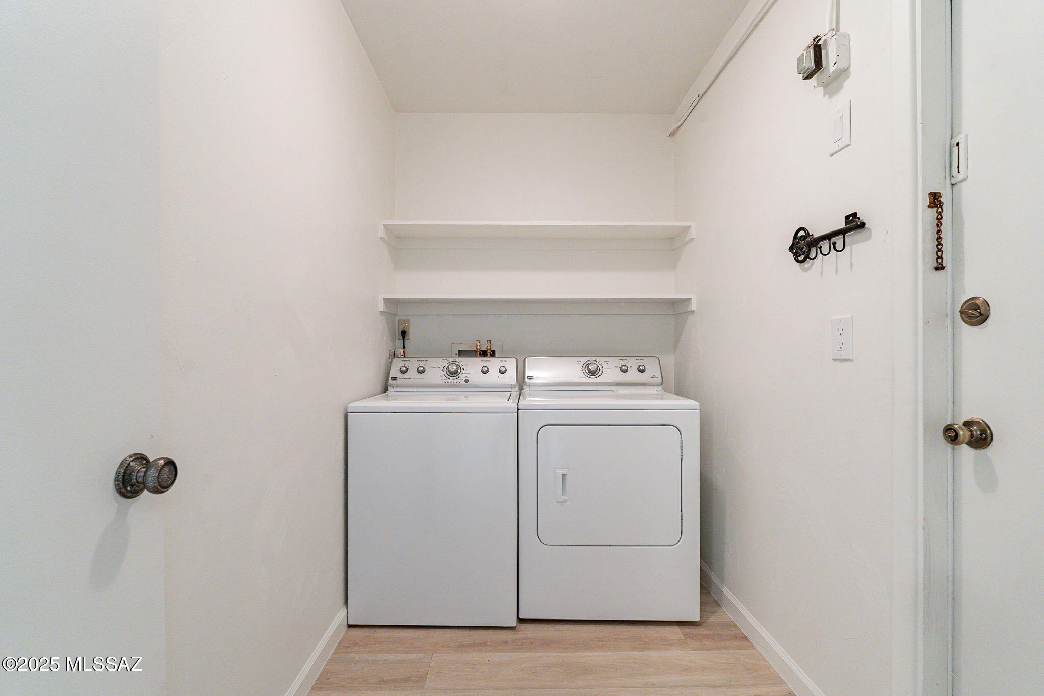 Colonia Verde (1-12) - Residential