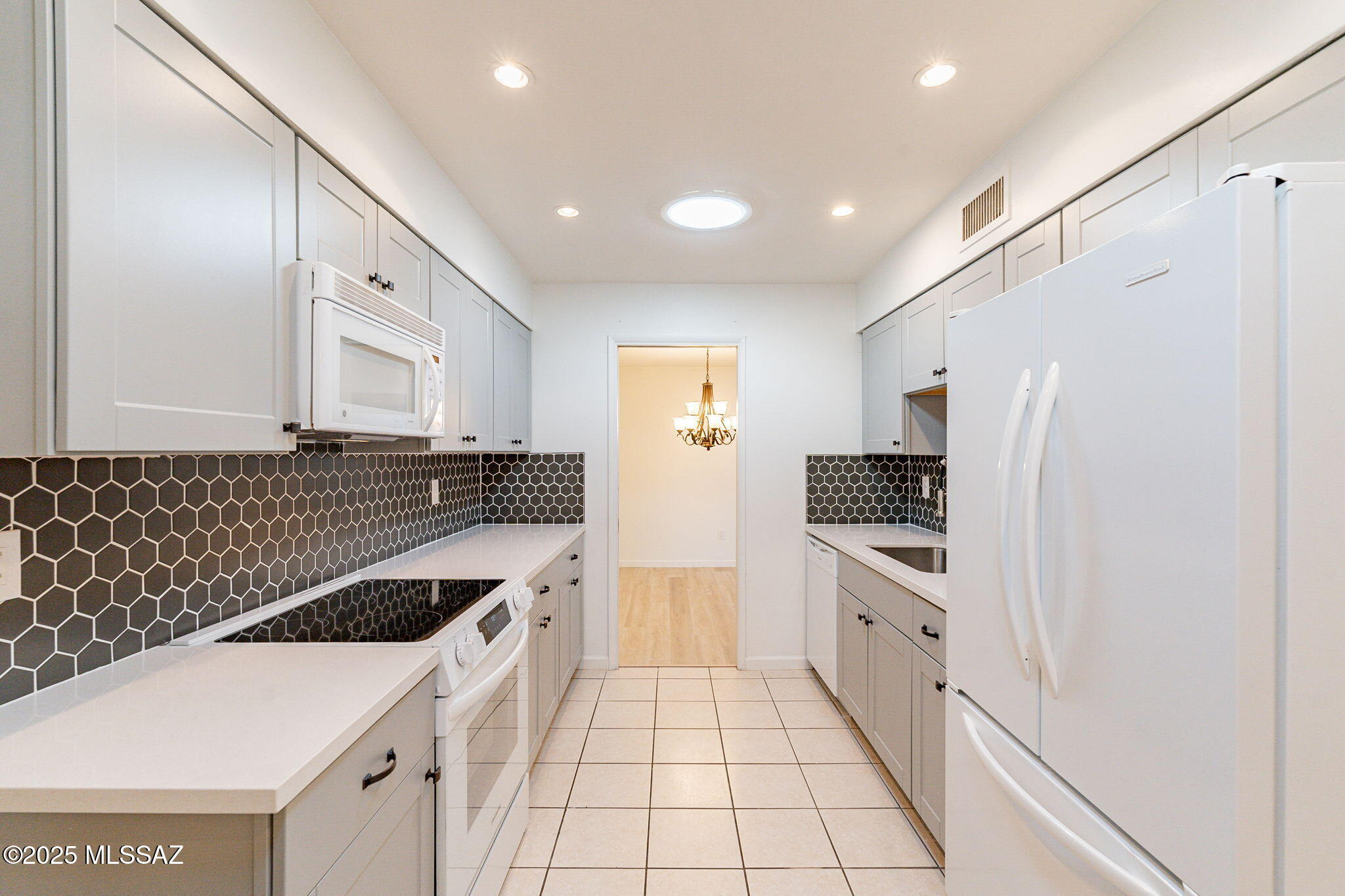 Colonia Verde (1-12) - Residential