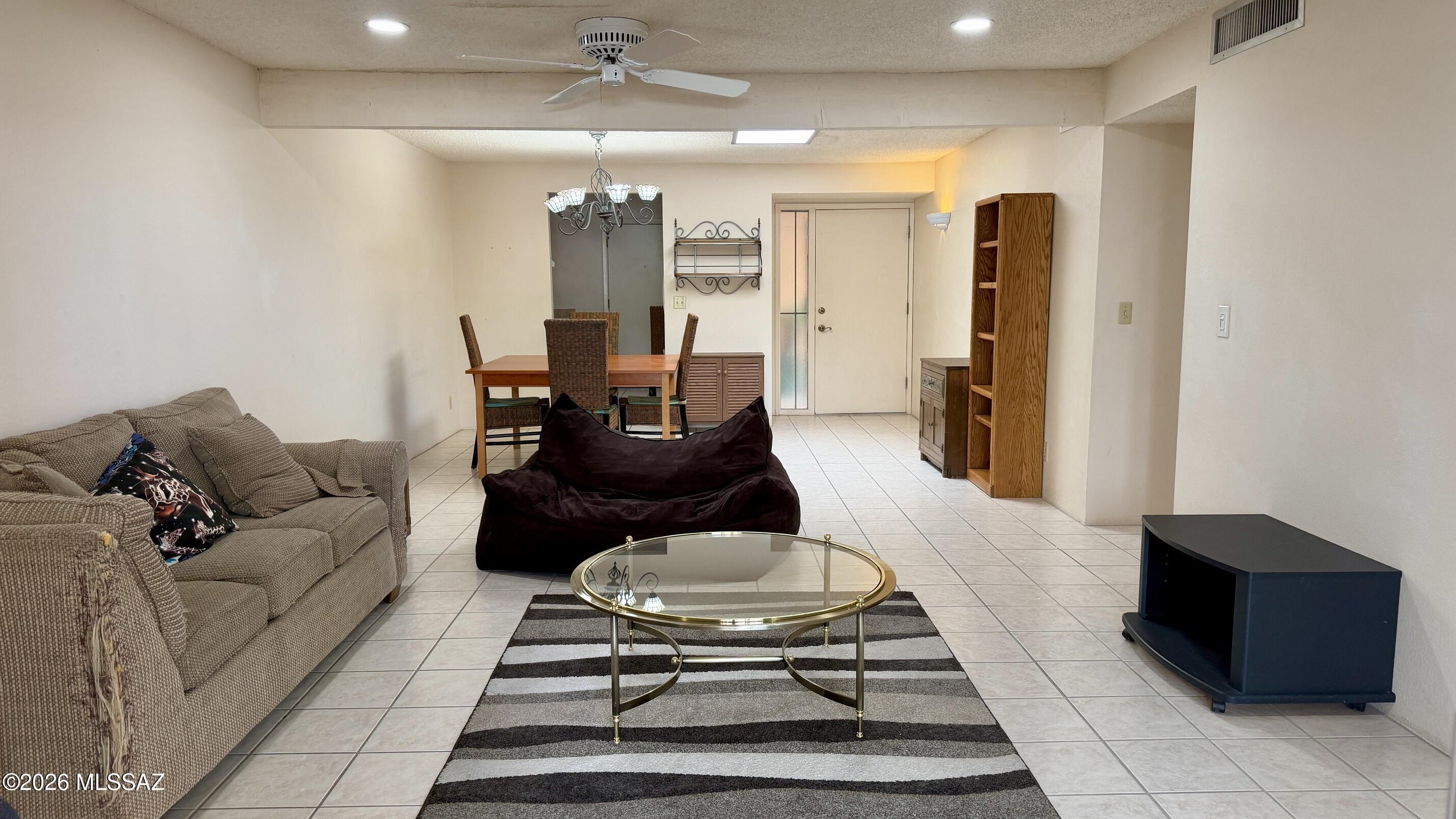 McCormick Place Twnhms Blk I (1-86) - Residential
