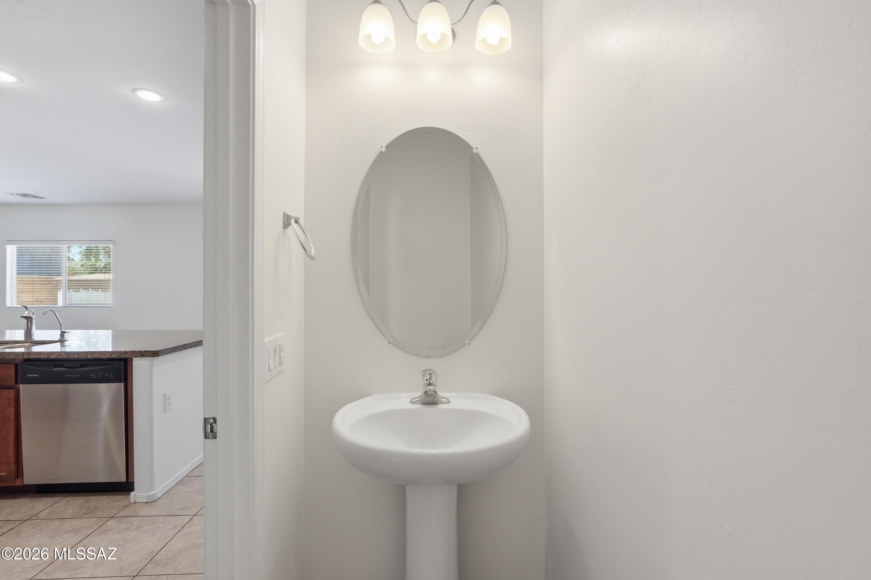 Camino Seco Village - Residential Lease