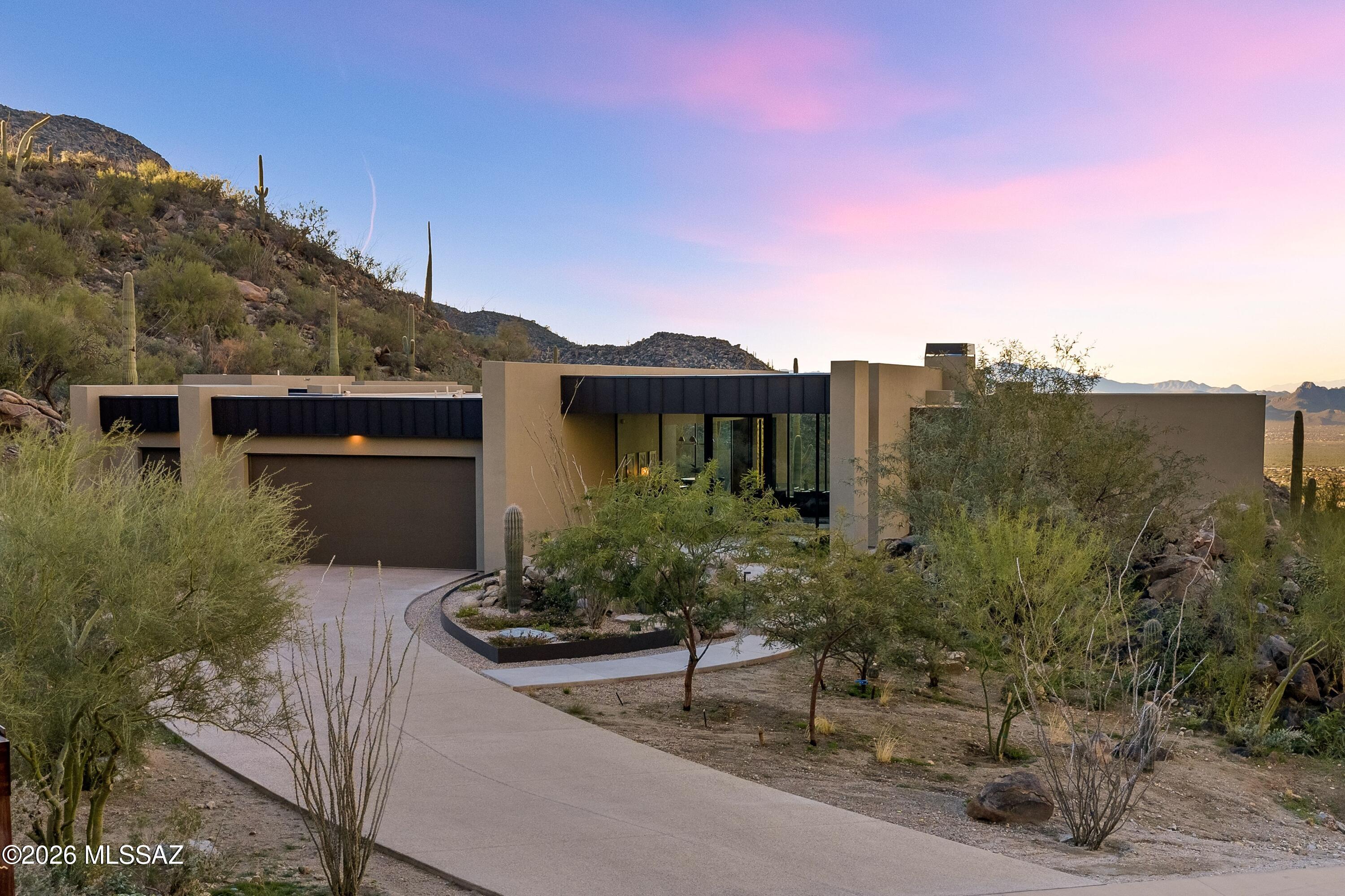 Canyon Pass II At Dove Mountain (49-110) - Residential