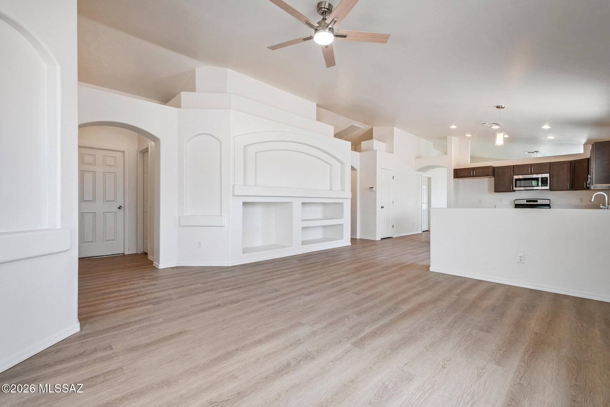 Mission West (1-370) - Residential