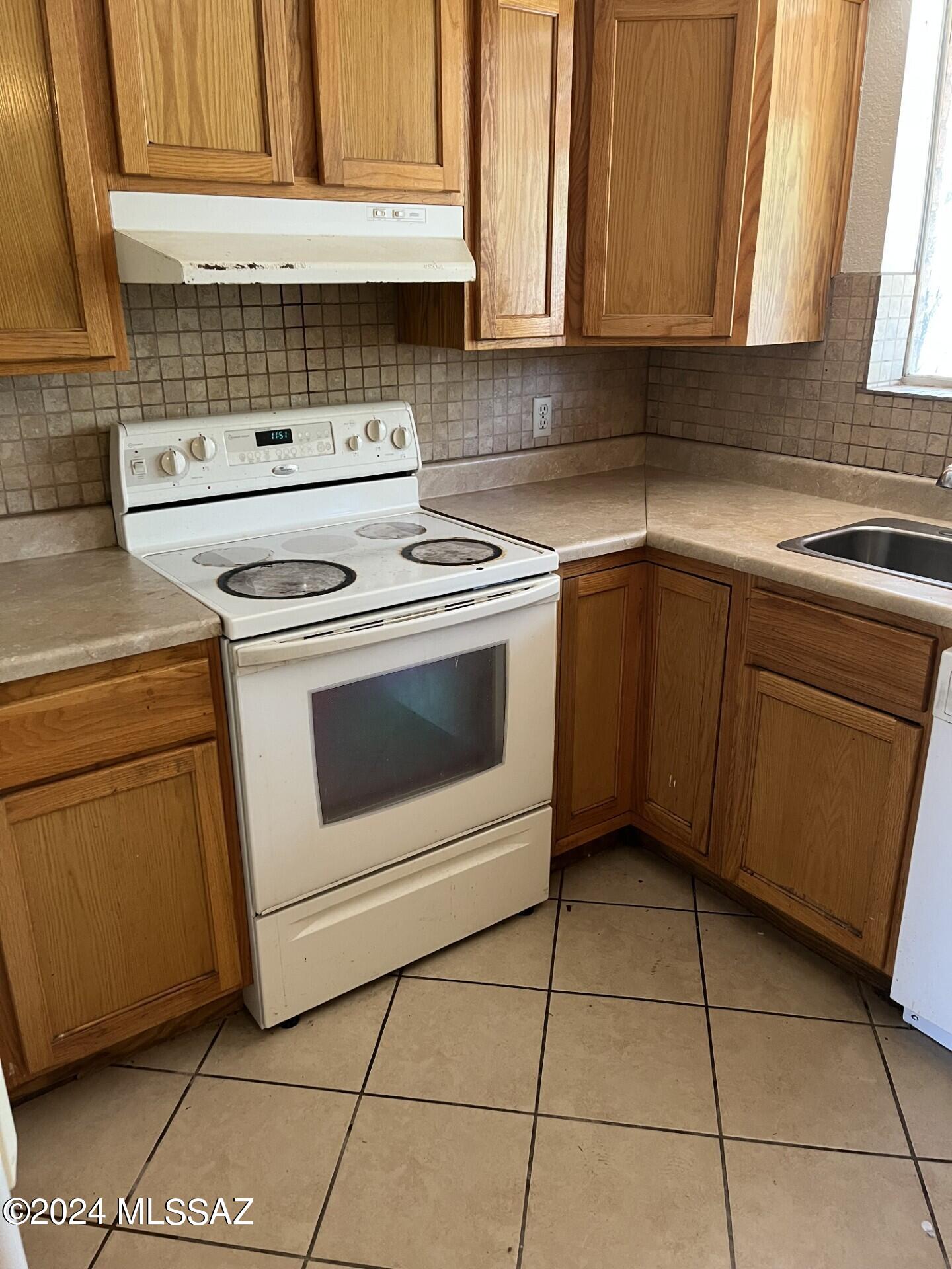 Mills Subdivision (1-14) - Residential Lease