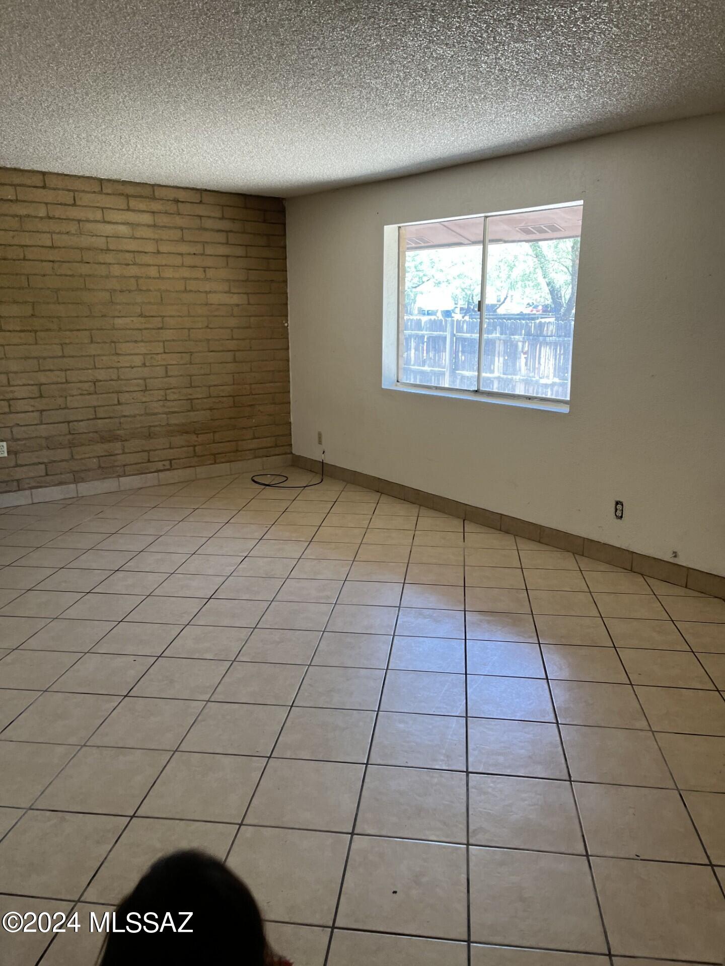 Mills Subdivision (1-14) - Residential Lease