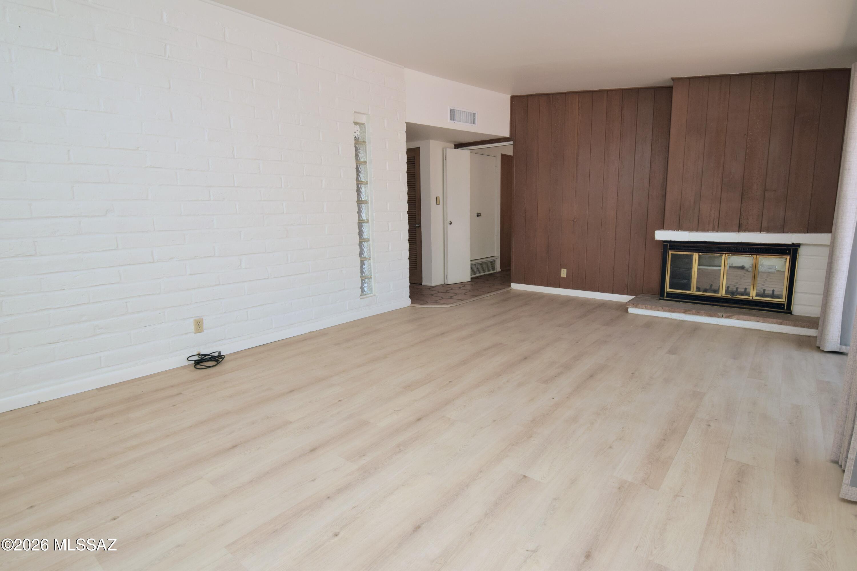 Indian Ridge Terrace - Residential Lease
