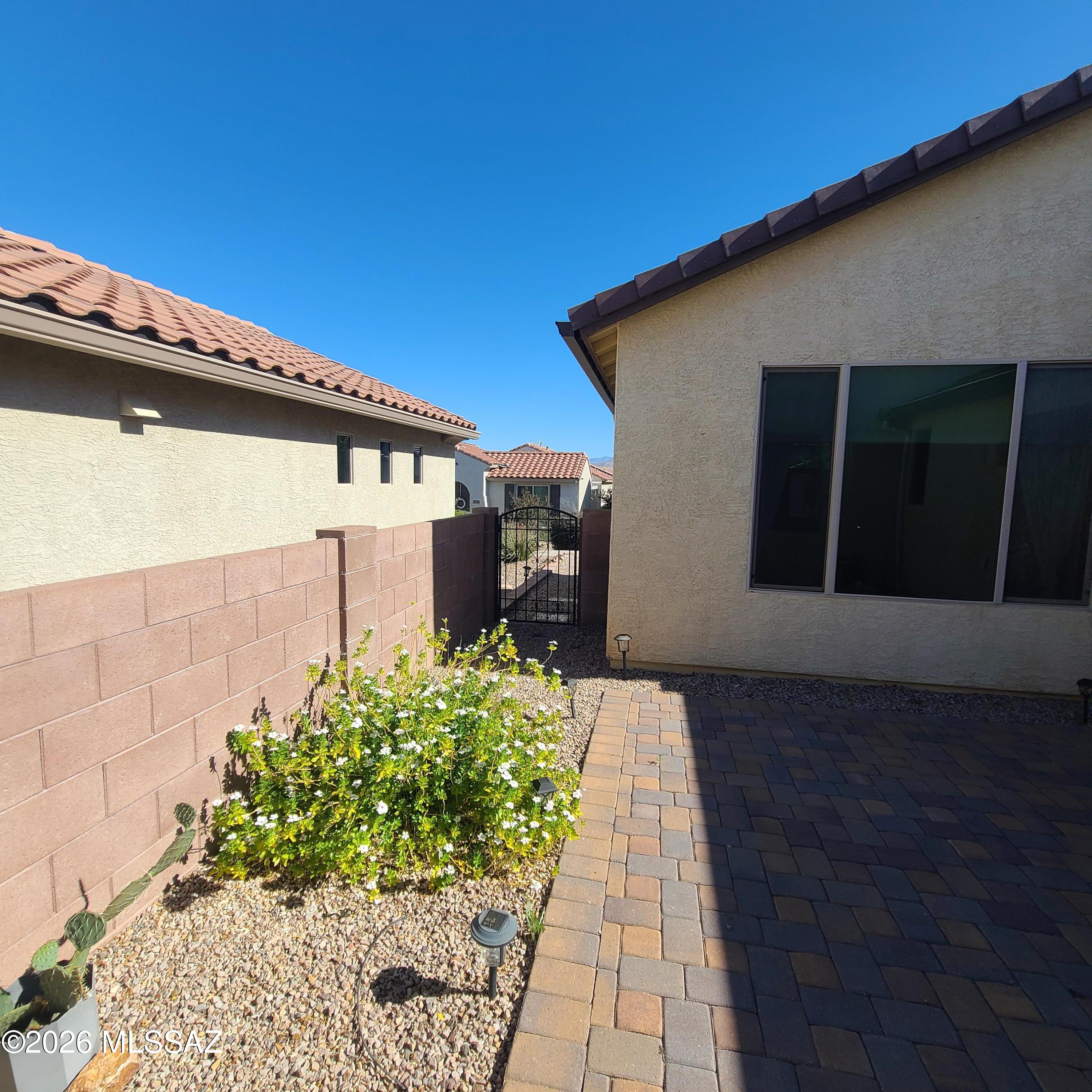 Rancho Del Lago (207-388) - Residential Lease