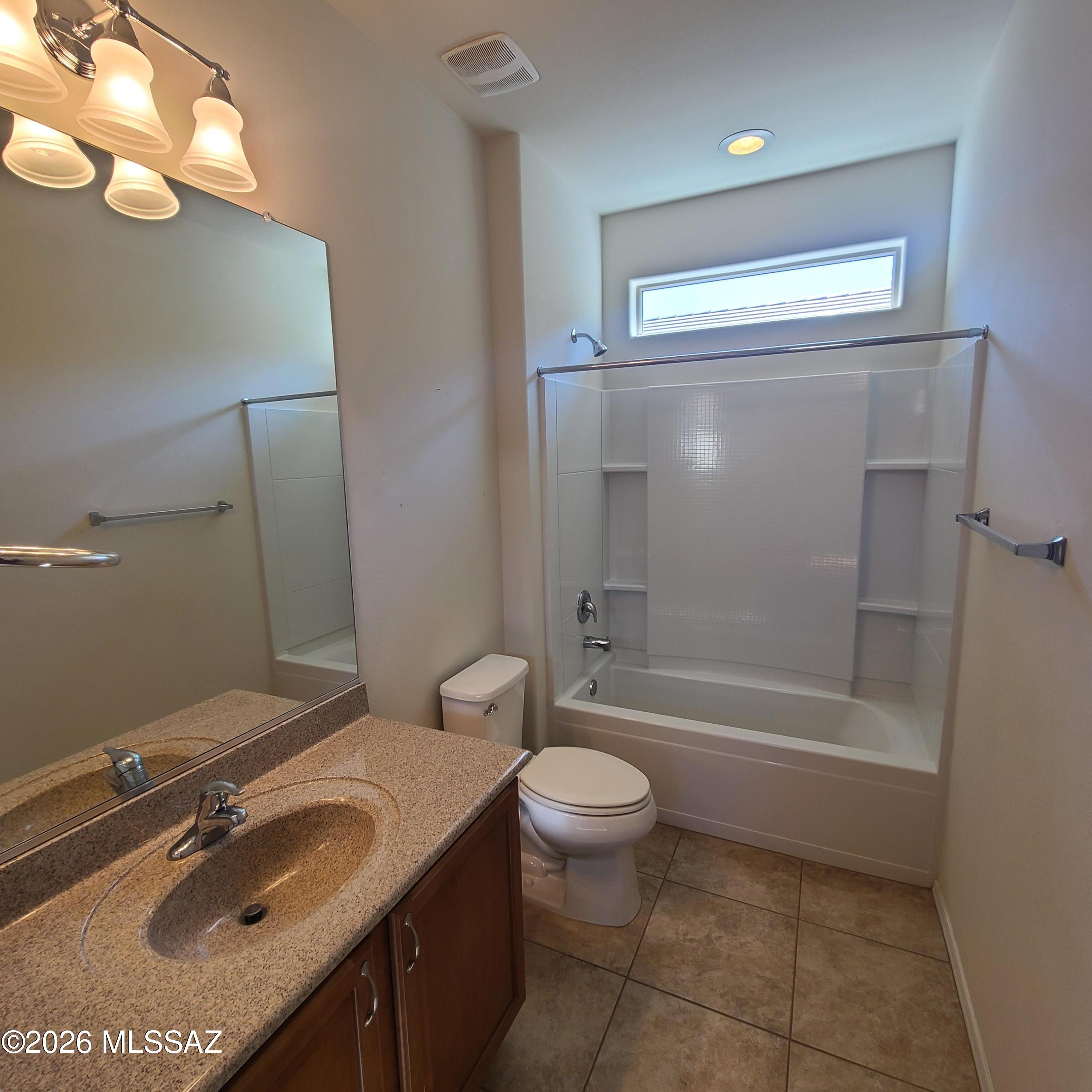 Rancho Del Lago (207-388) - Residential Lease