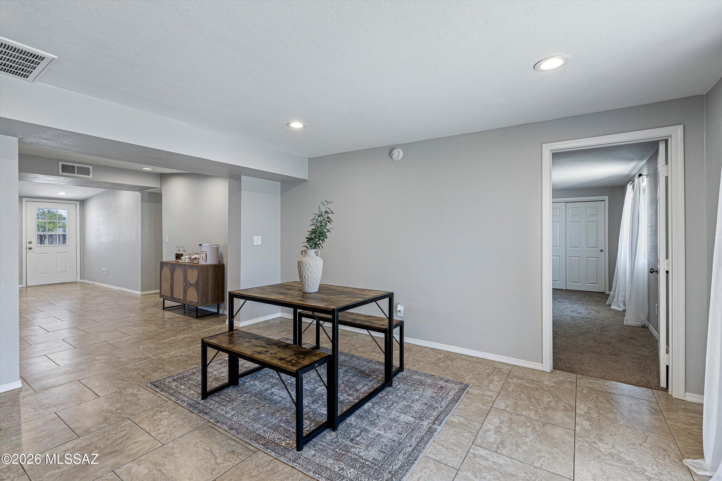 Fiesta Park - Residential