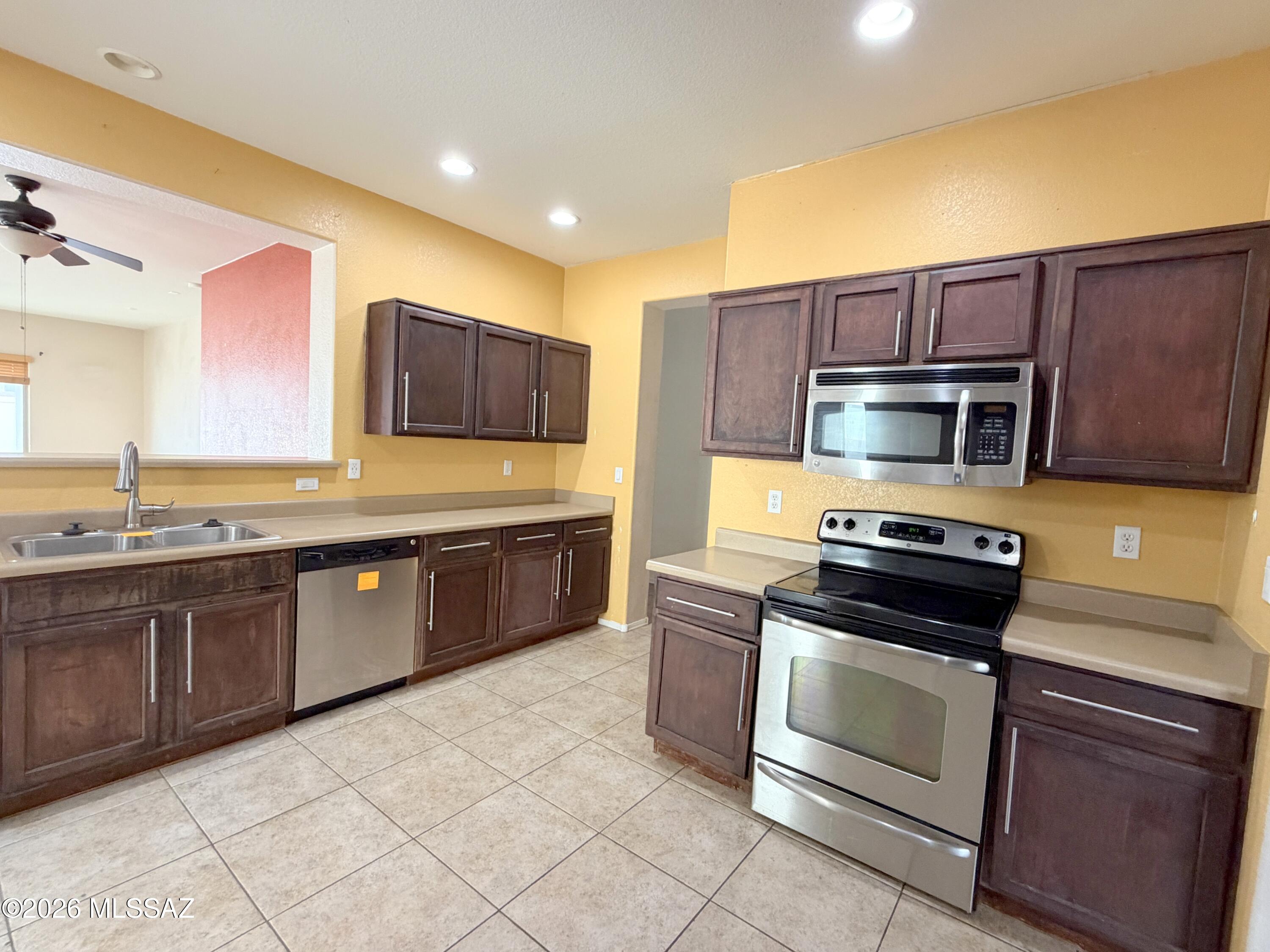 Red Rock Village - Residential