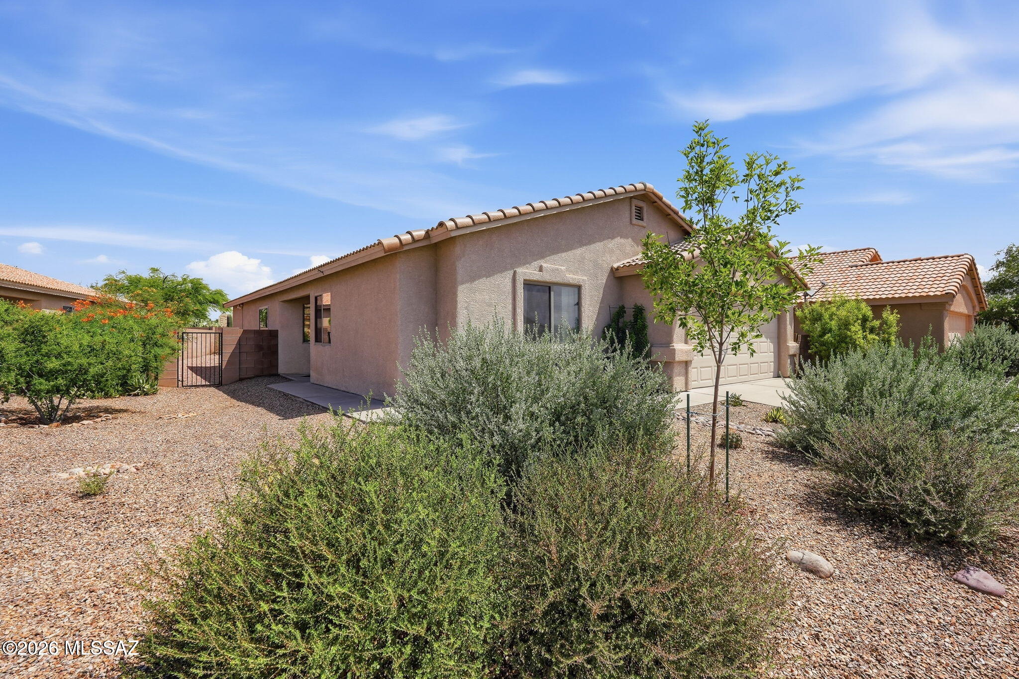 Colina De Oro (1-138) - Residential