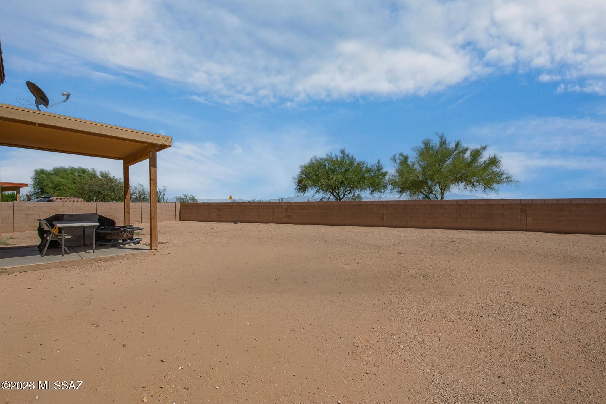Interstate 10 and Kolb Road - Residential