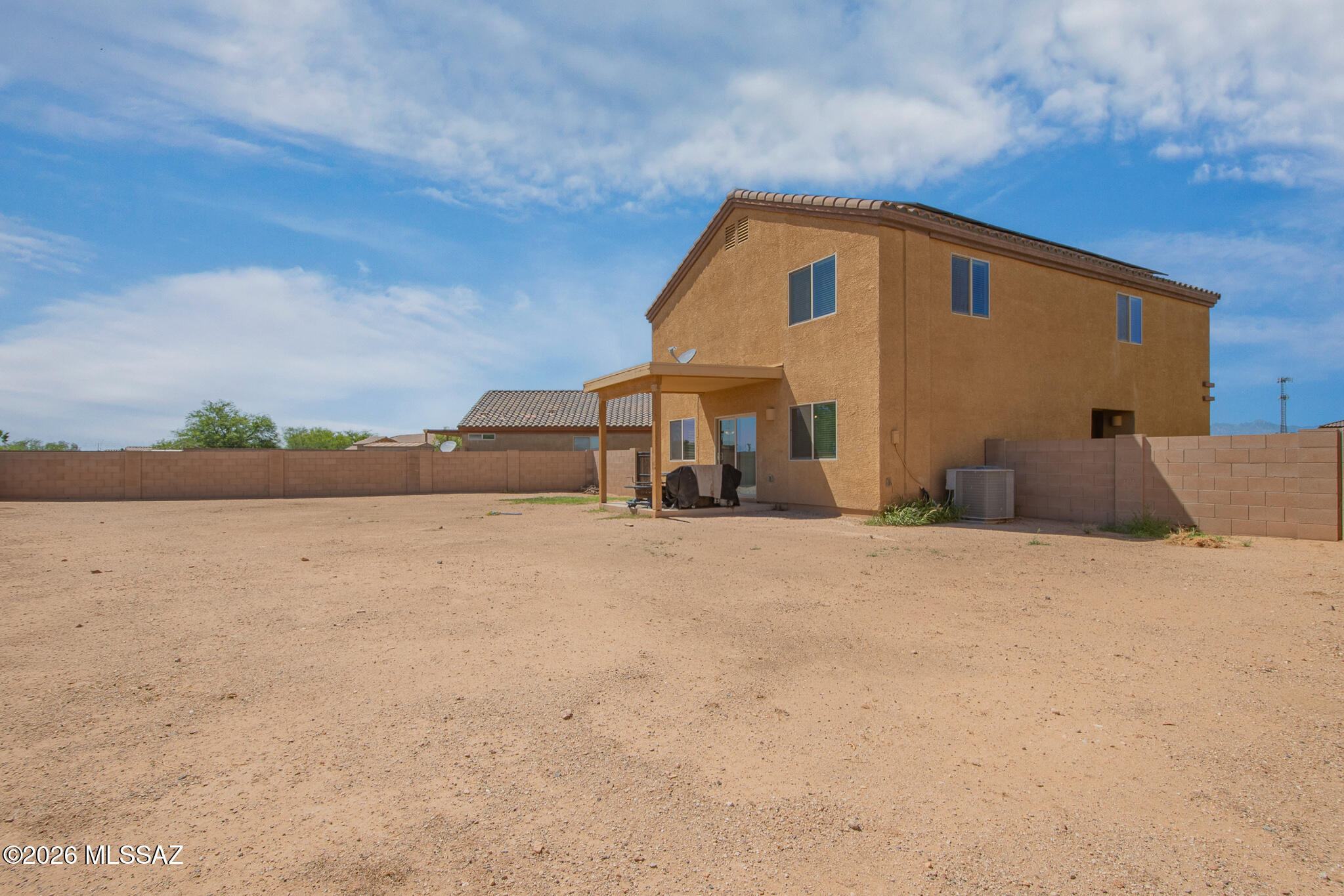 Interstate 10 and Kolb Road - Residential