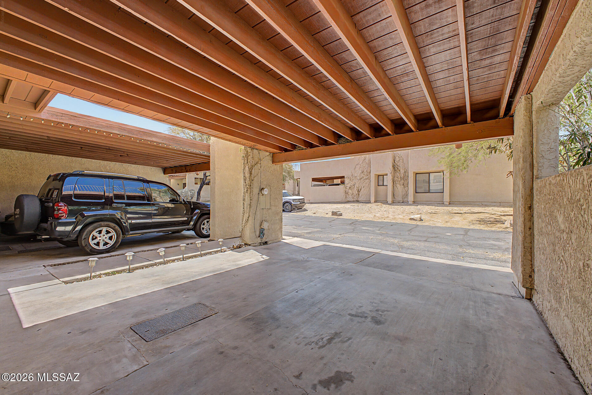 Las Lomitas Townhouses - Residential