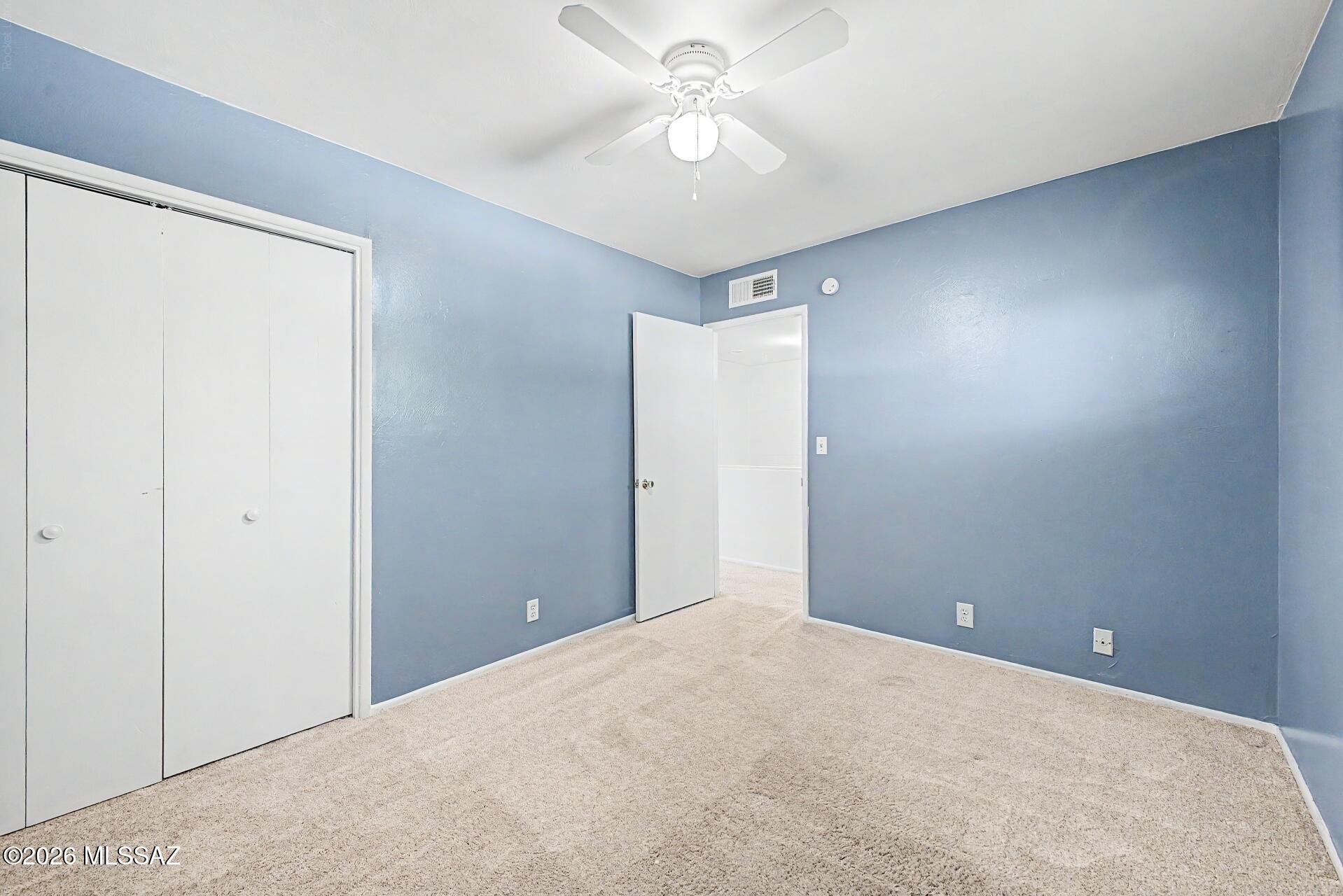 Amherst Club Condos (1-20) - Residential