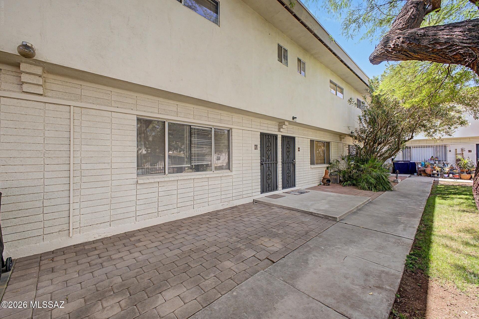 Amherst Club Condos (1-20) - Residential