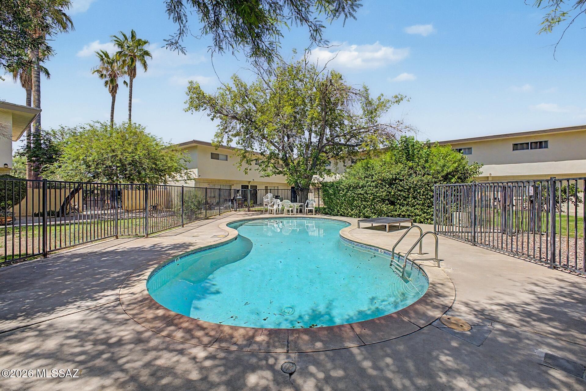 Amherst Club Condos (1-20) - Residential