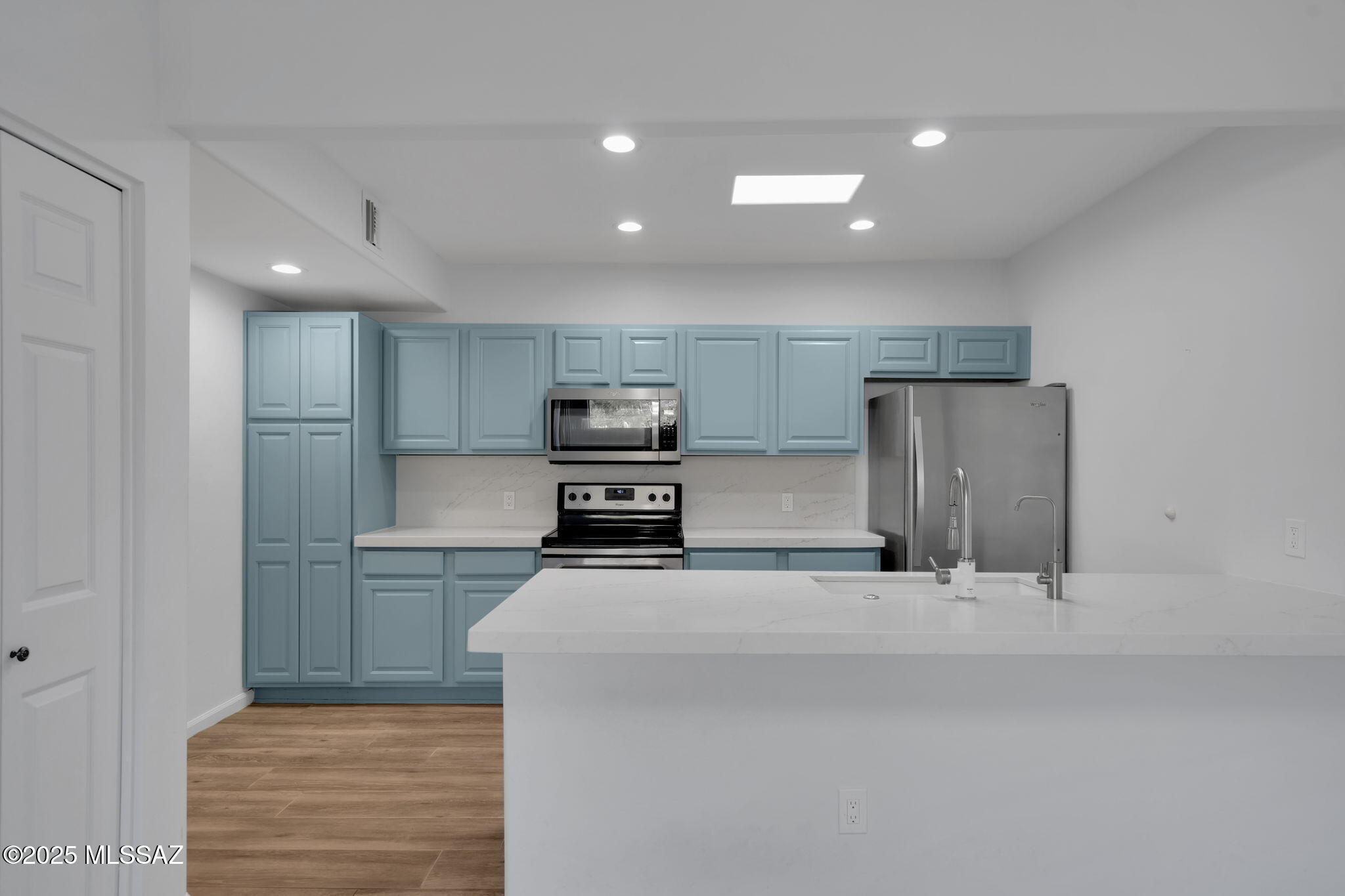 Reflections in the Catalina Condominium - Residential