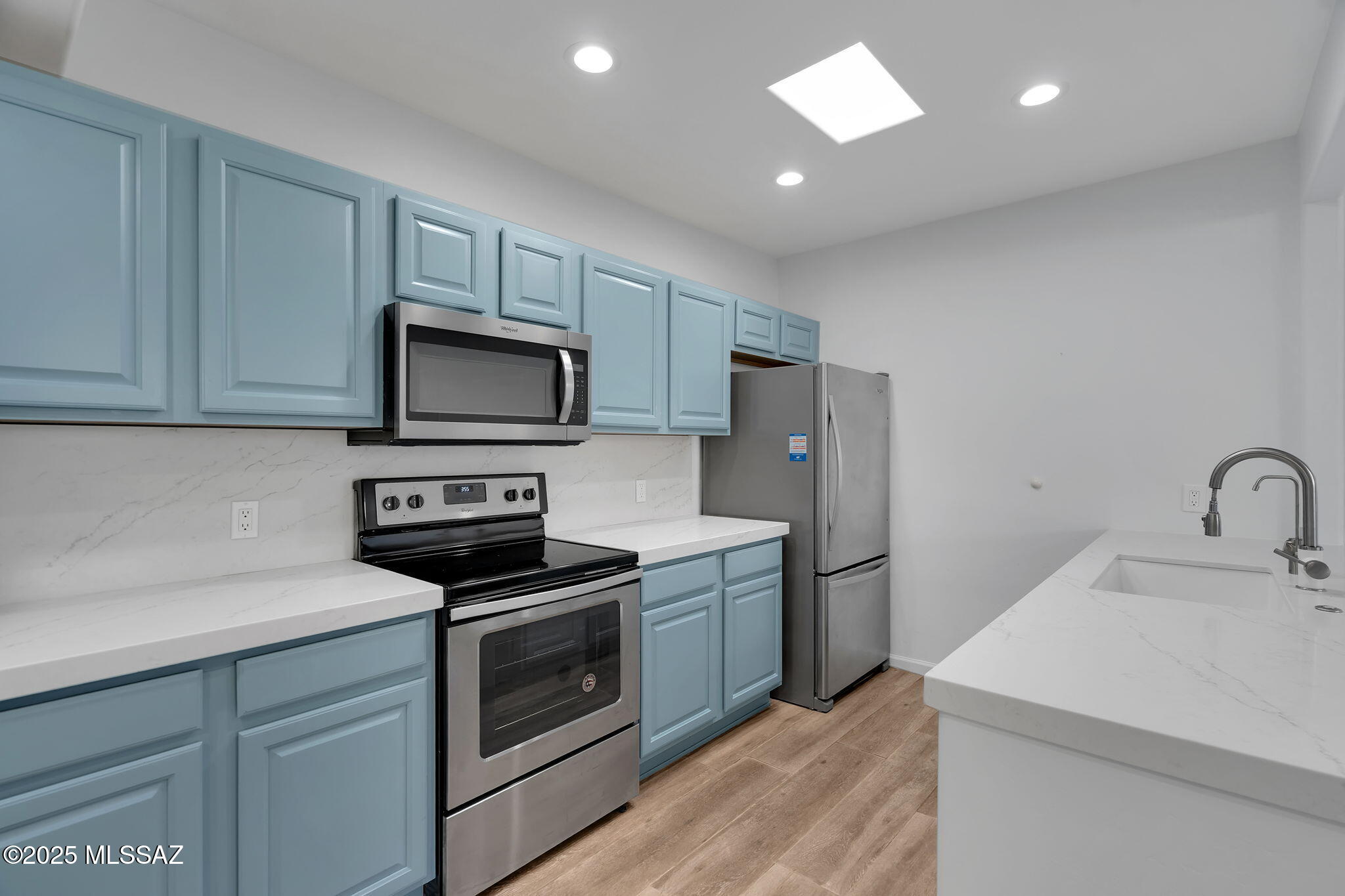 Reflections in the Catalina Condominium - Residential