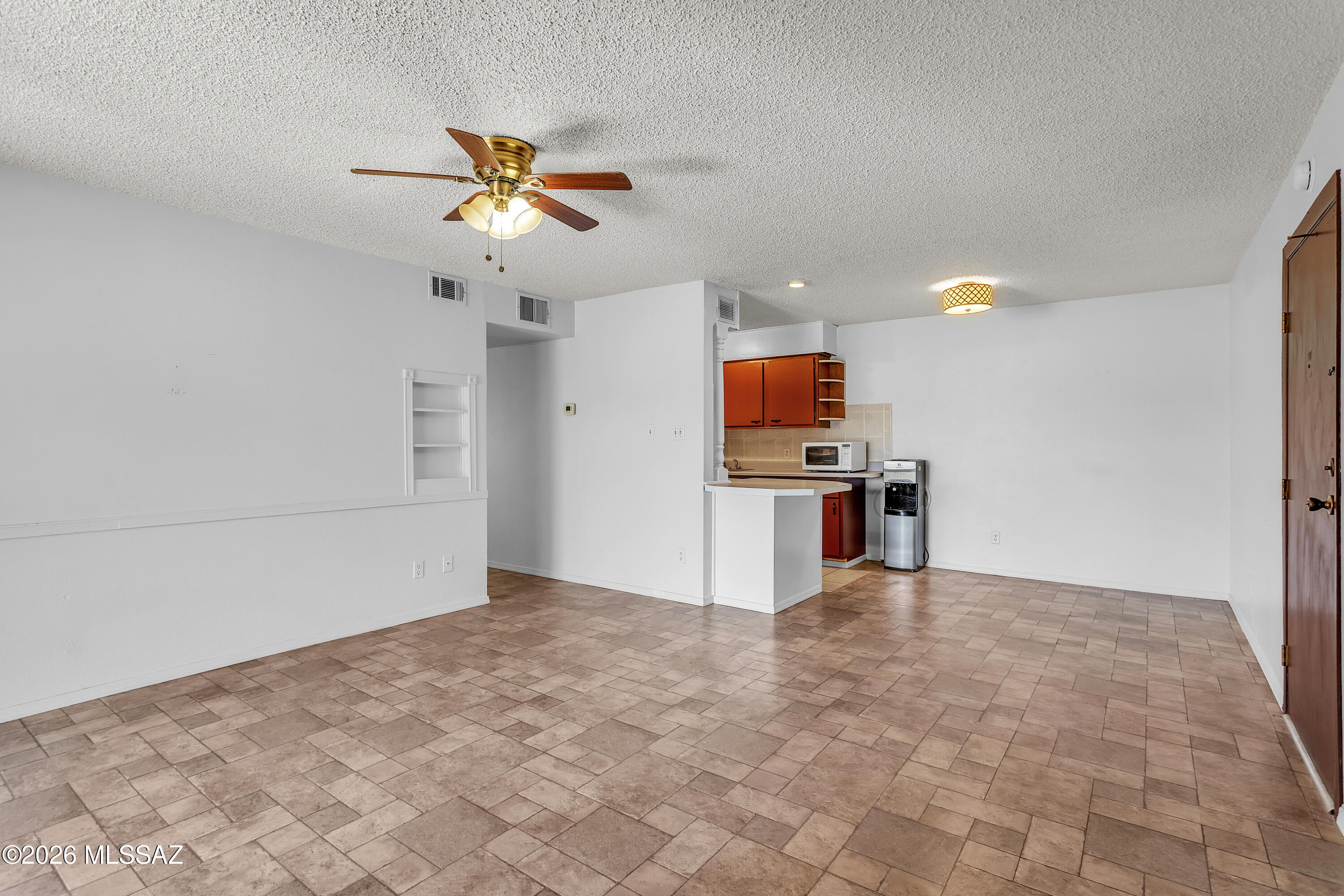 Barcelona Manor Condominiums - Residential