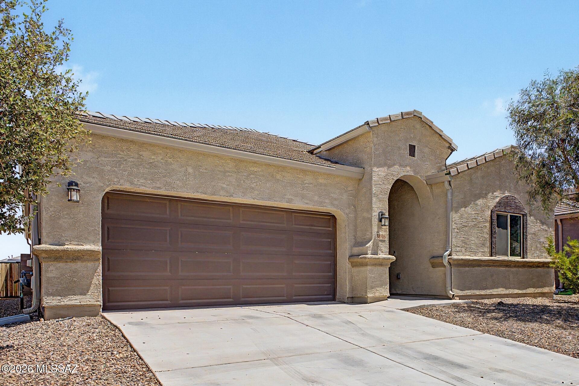 Saguaro Bloom 7B - Residential