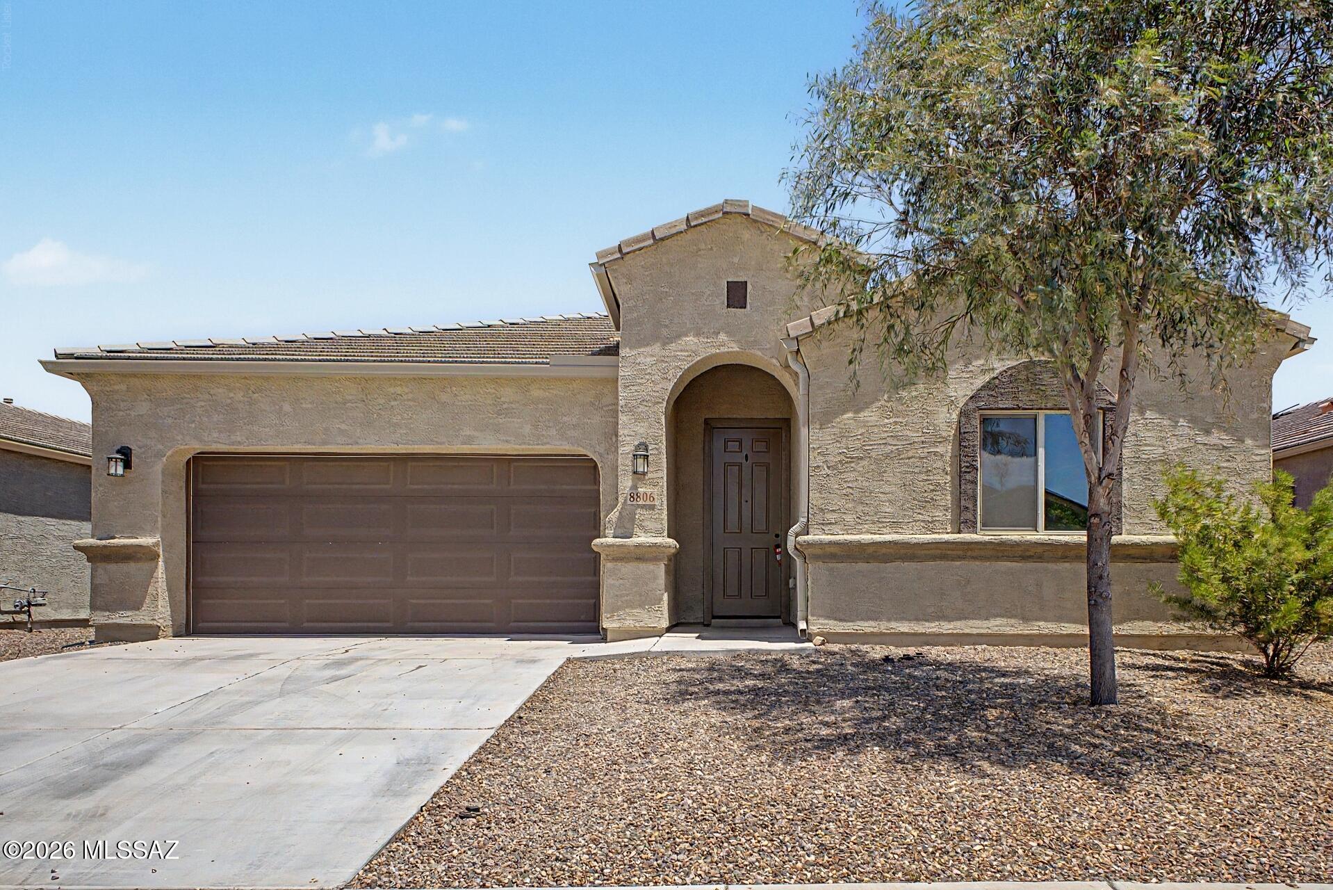 Saguaro Bloom 7B - Residential