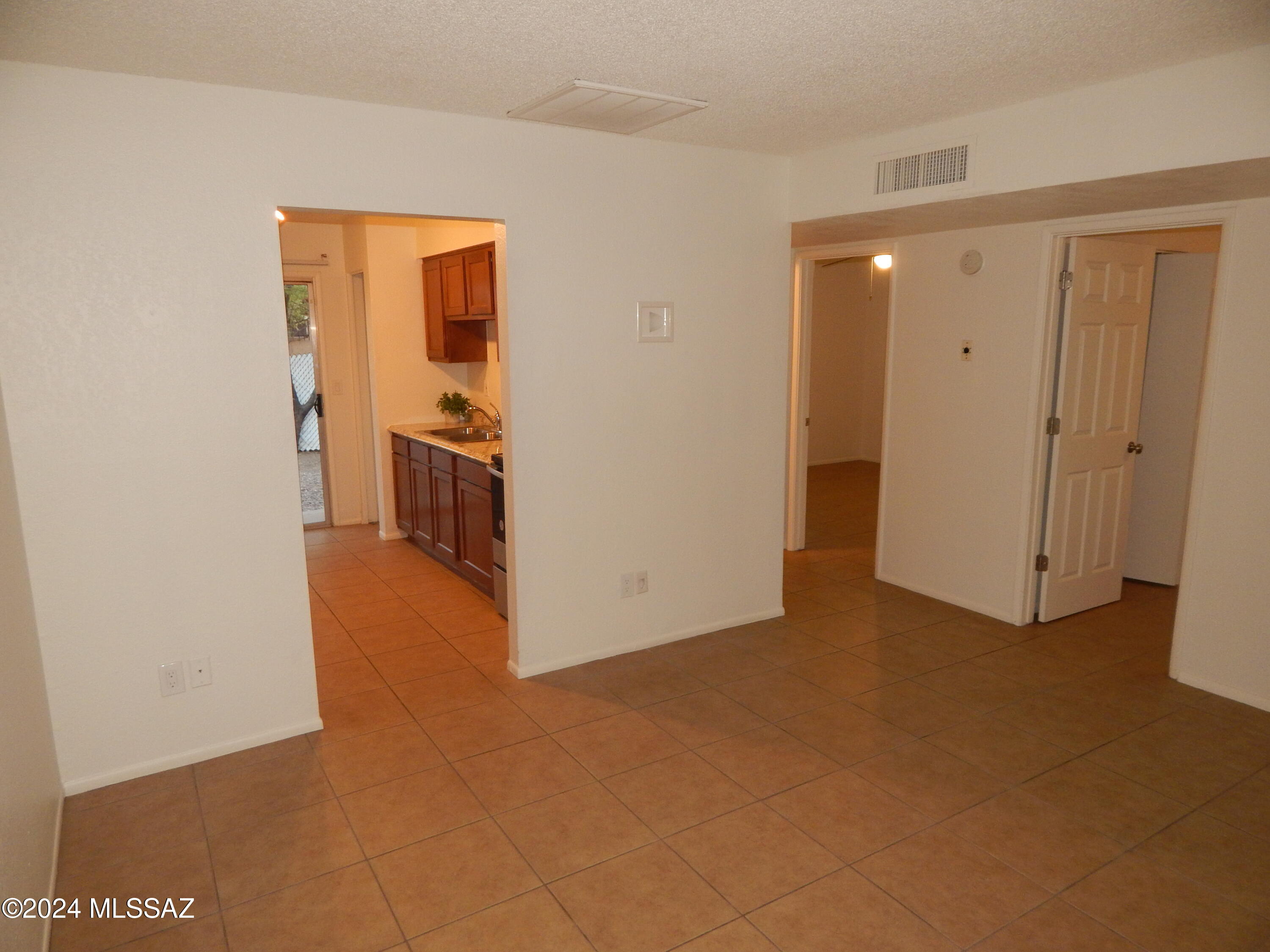Kenrose Park Addition - Residential Lease