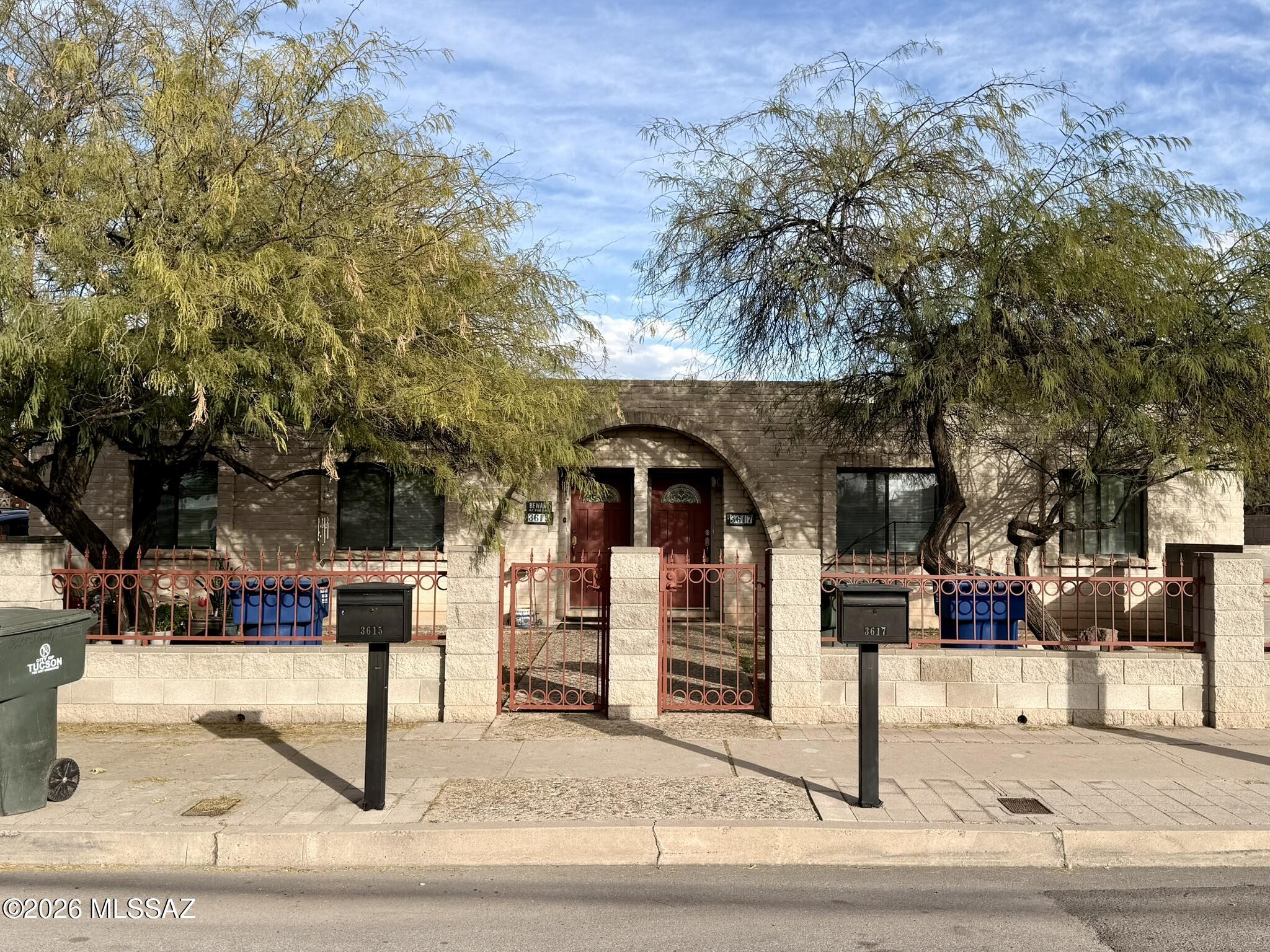 Fantastic du-plex with steady rental activity, clean units, and space for parking. Each unit is a 2 bedroom/1 bath accompanied with a generous living space at the entry.  Floorplan flows to kitchen. Each unit has their own backyard space, laundry, and side yard for parking for at least 2 cars - each unit. Located minutes from I-10 - this multi unit is ready to go.
