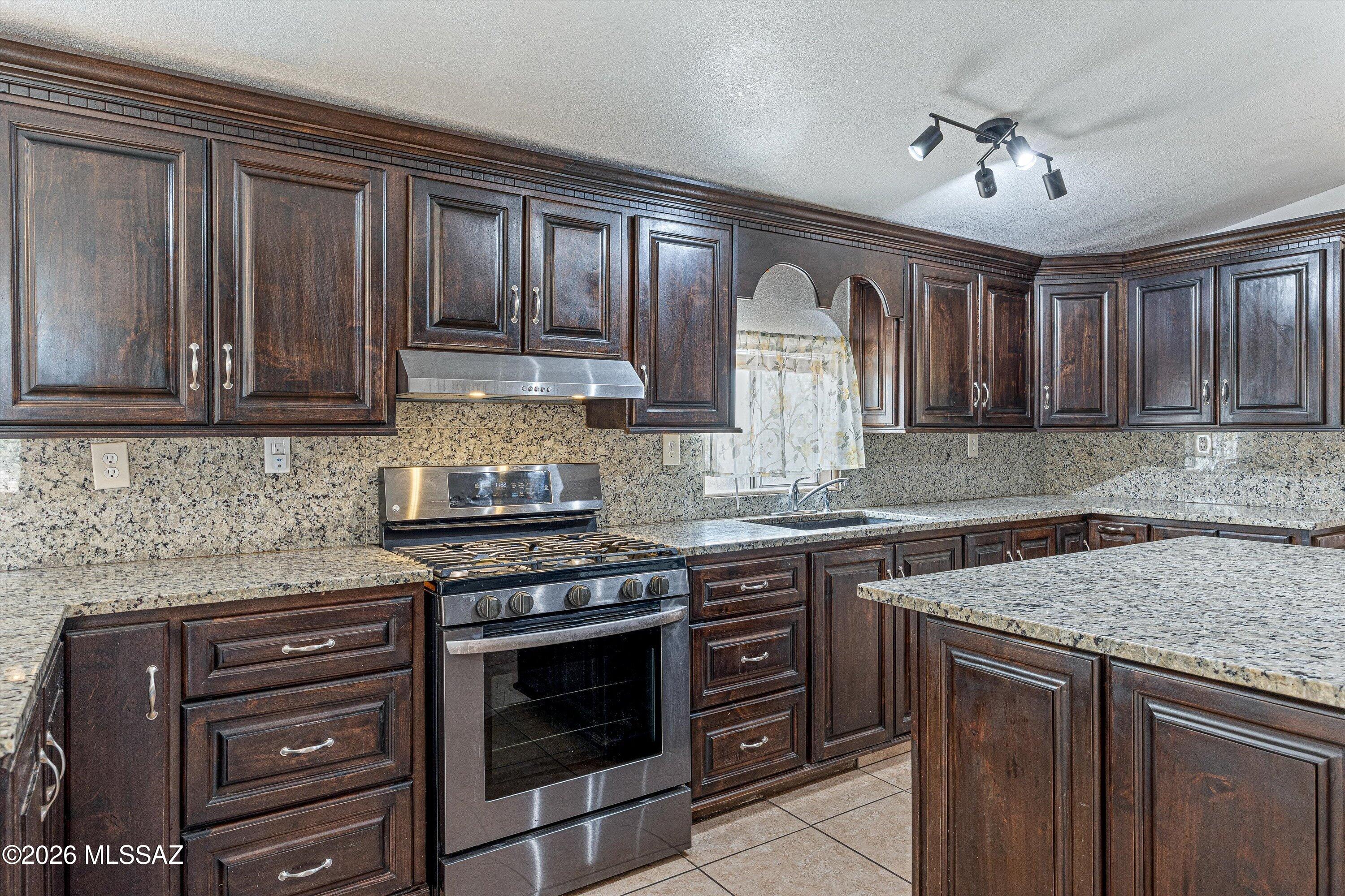 Swan Road Ranches - Residential
