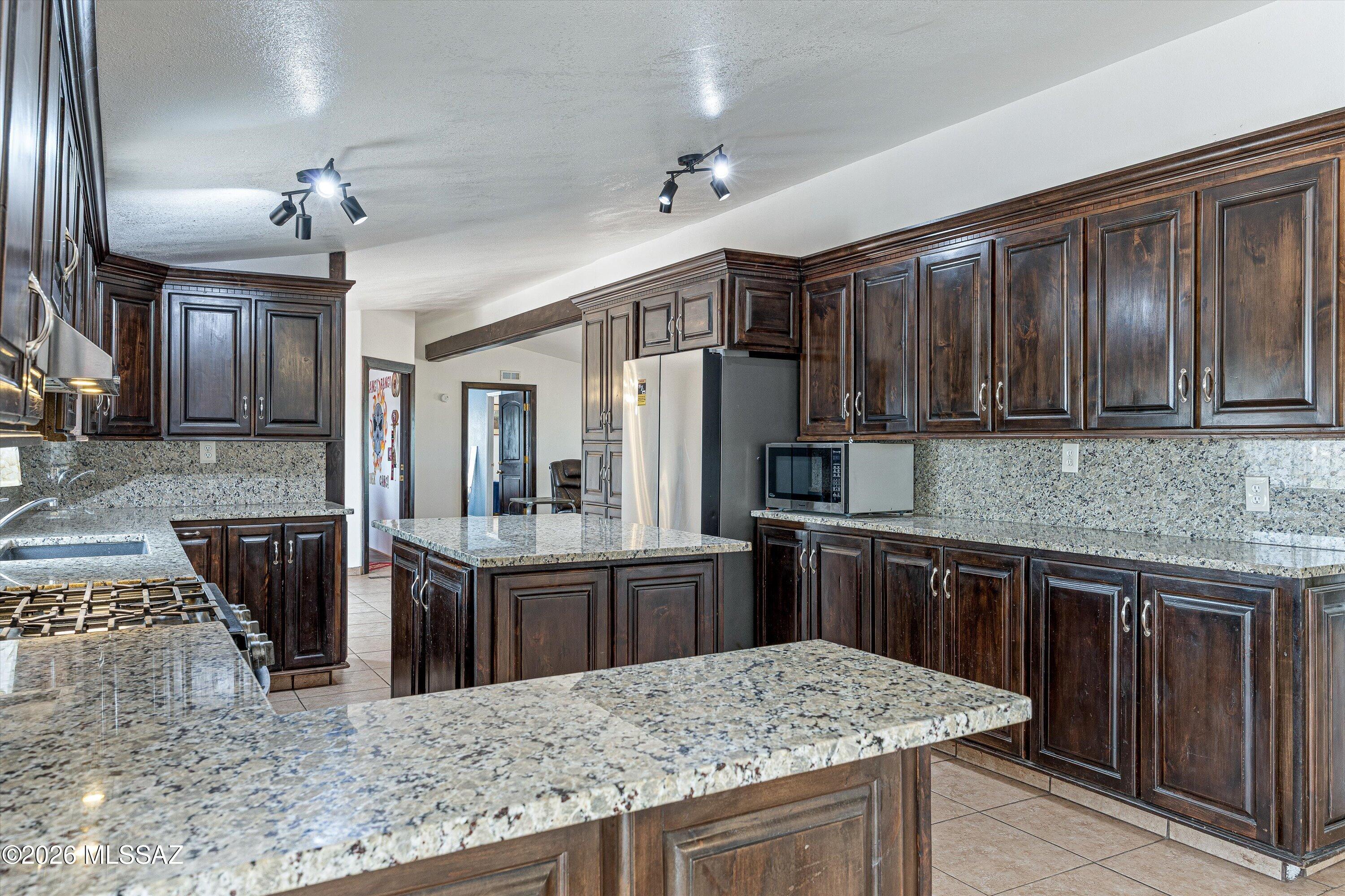 Swan Road Ranches - Residential