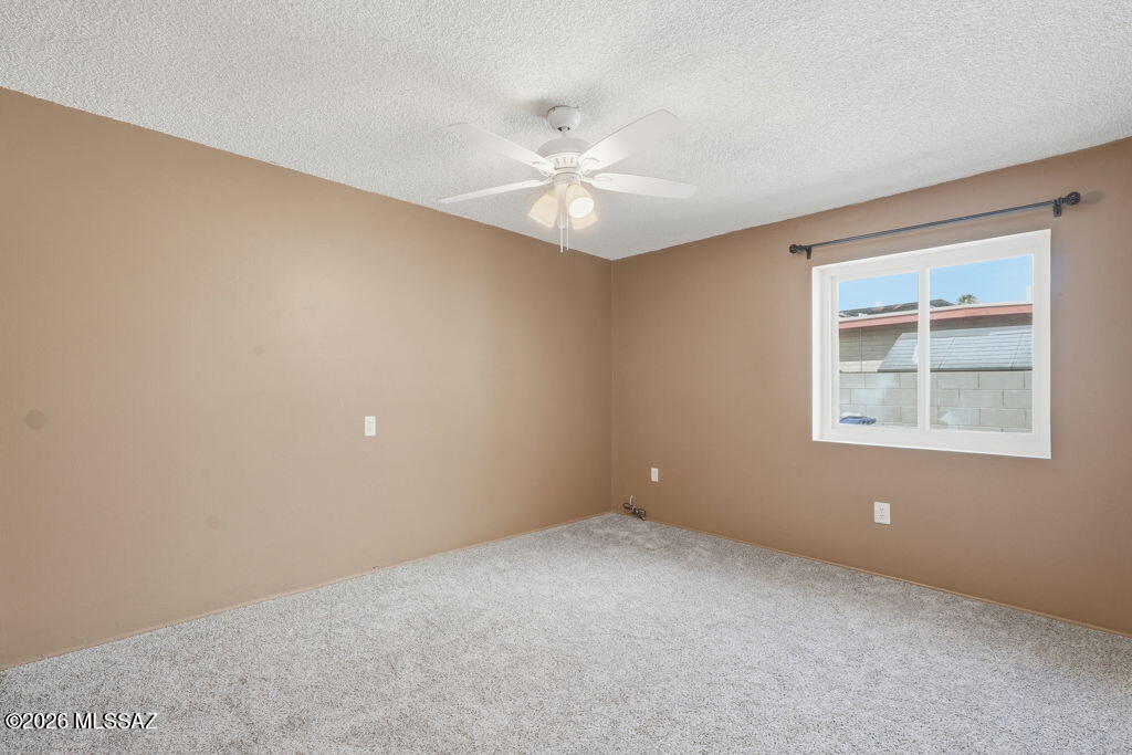 Verde Vista (101-122) - Residential