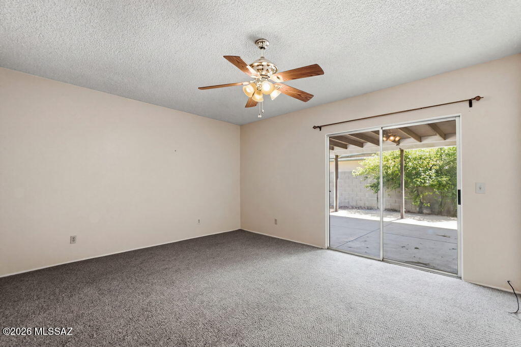 Verde Vista (101-122) - Residential