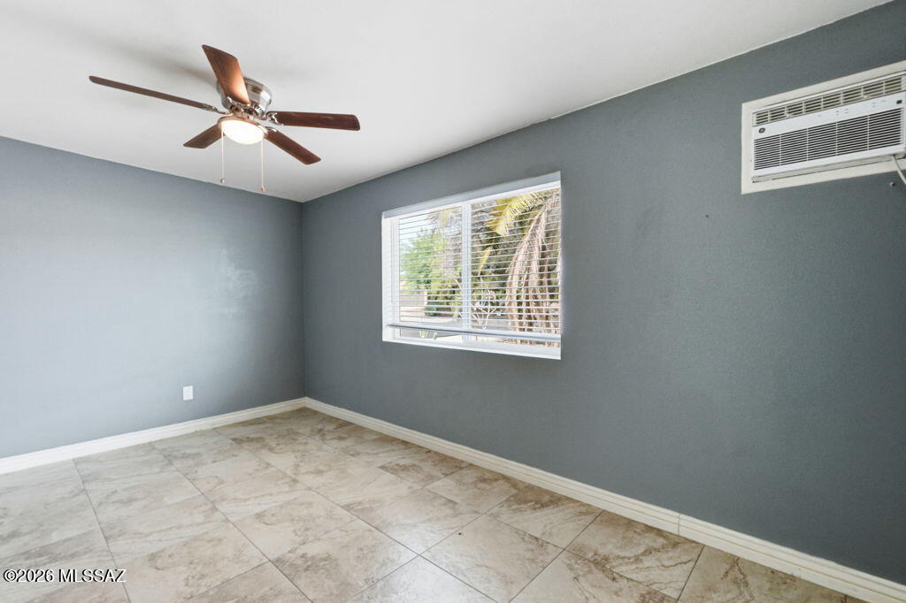 Verde Vista (101-122) - Residential