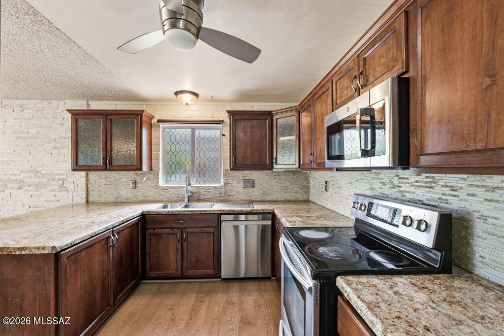Verde Vista (101-122) - Residential