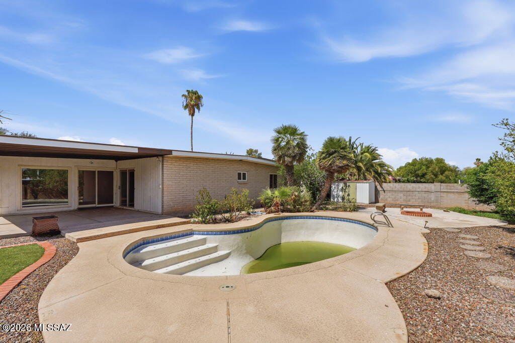 Verde Vista (101-122) - Residential