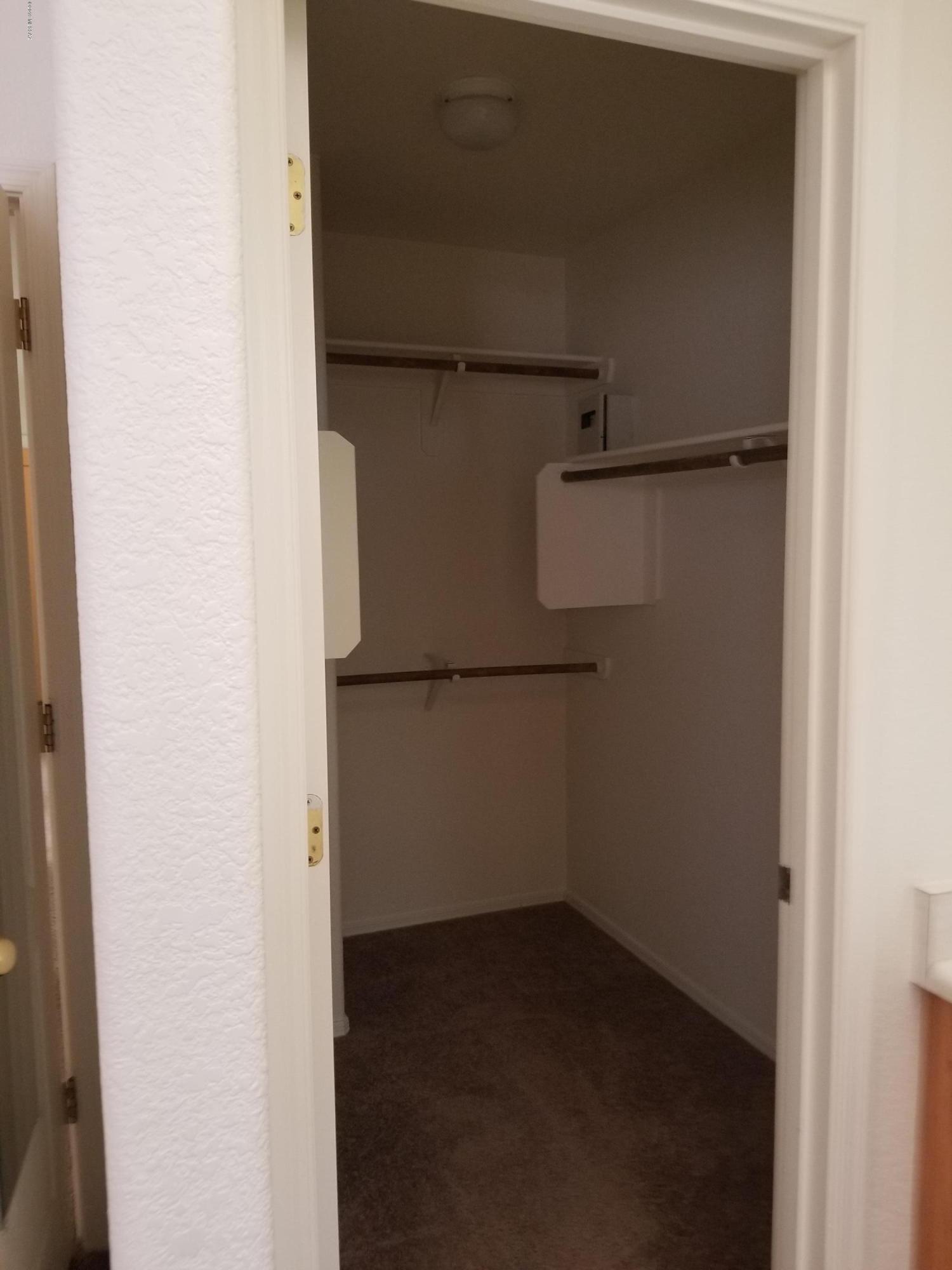 Mona Lisa (1-112) - Residential Lease