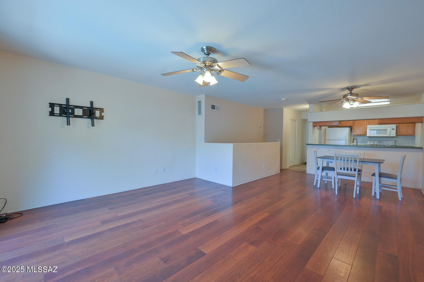 Costa Del Sol Condominiums - Residential Lease