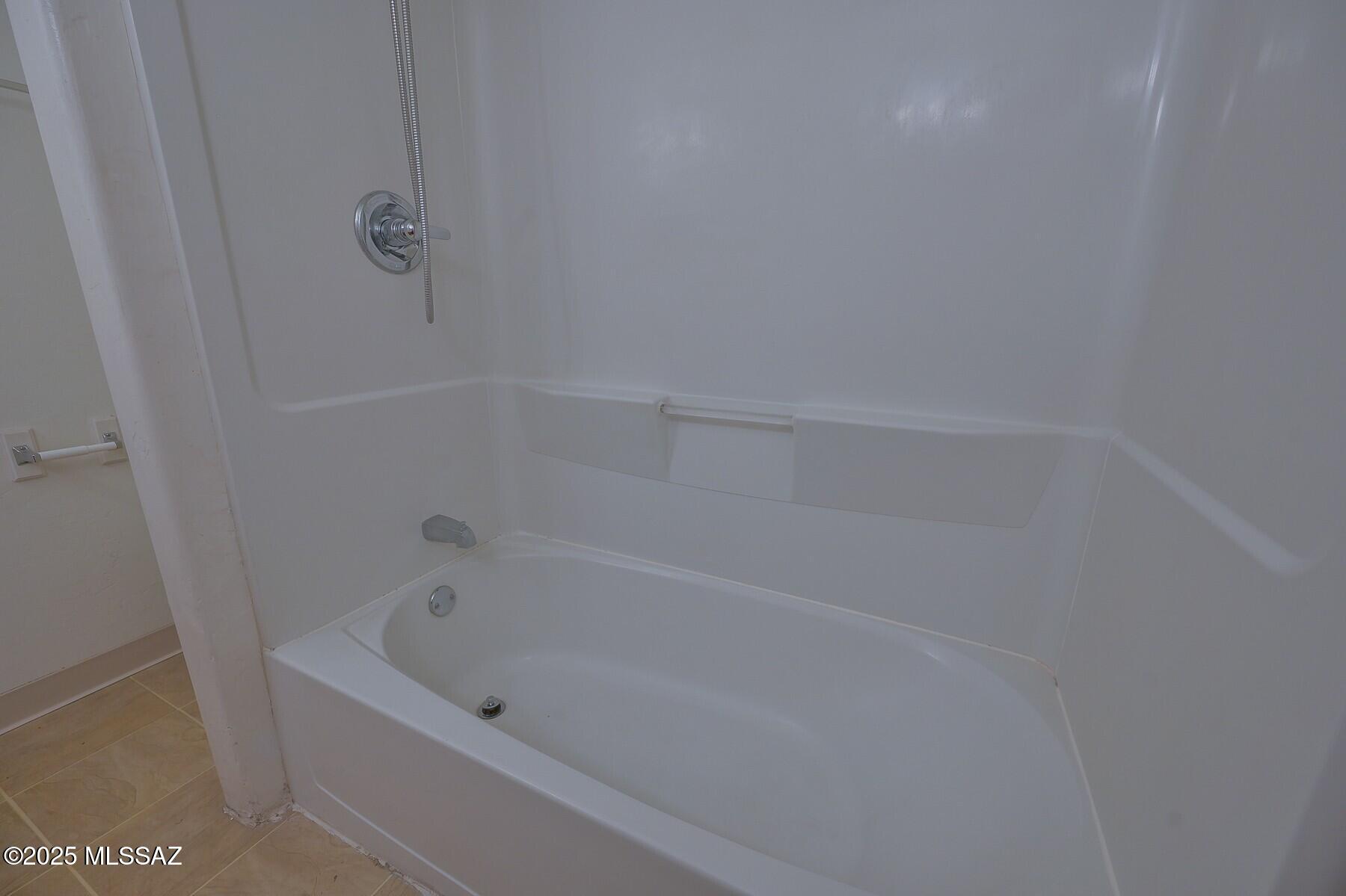 Costa Del Sol Condominiums - Residential Lease